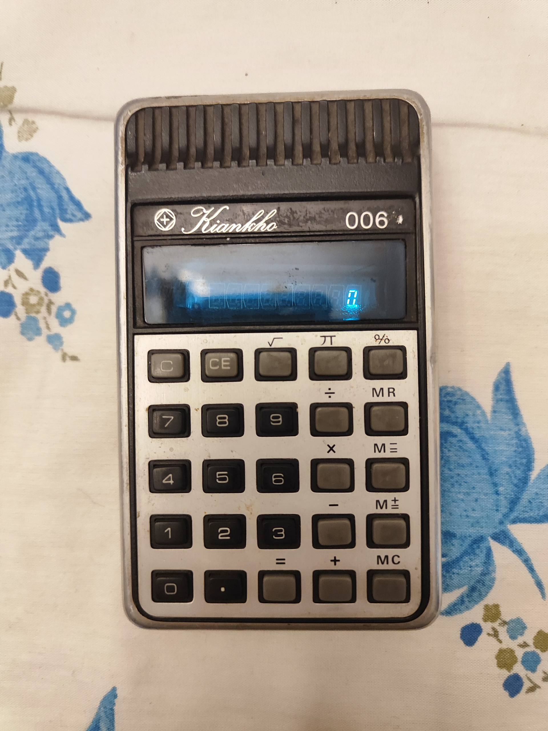 ماشین حساب قدیمی