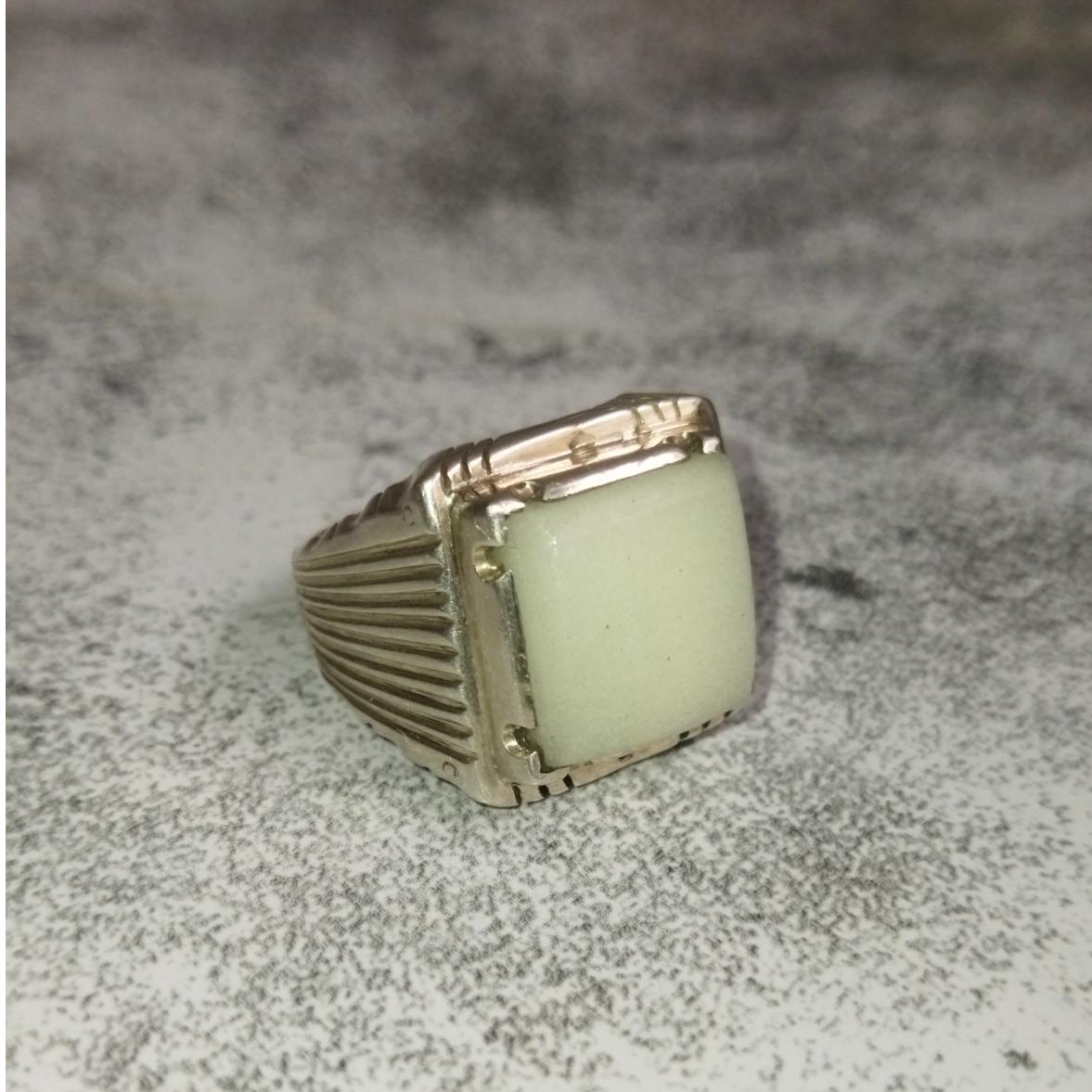 گوهر شب چراغ کهنه