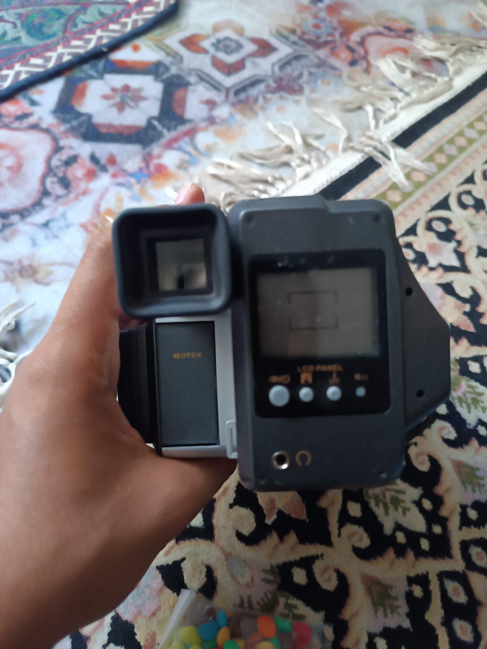 دوربین قدیمی تست نشده