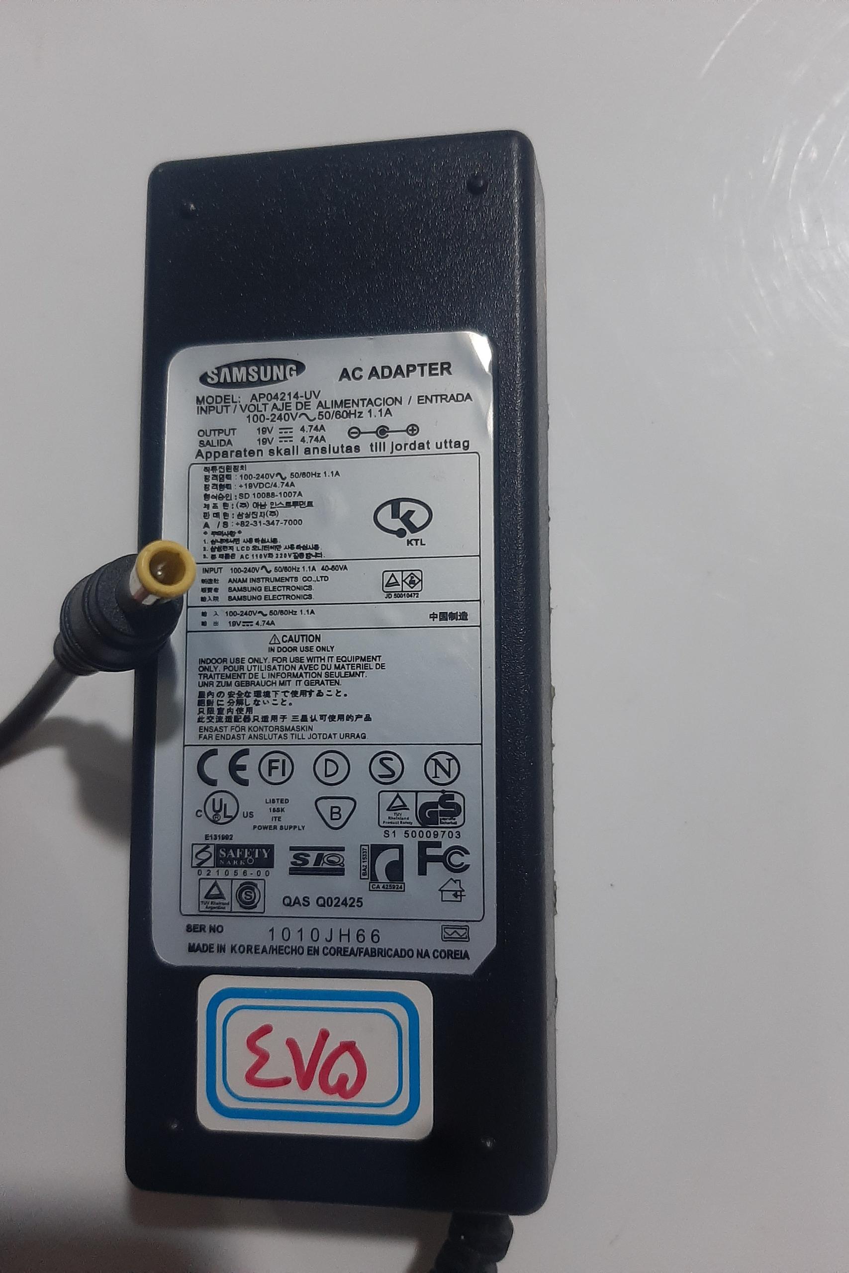 شارژر سامسونگ 19 ولت 4/74  آمپر