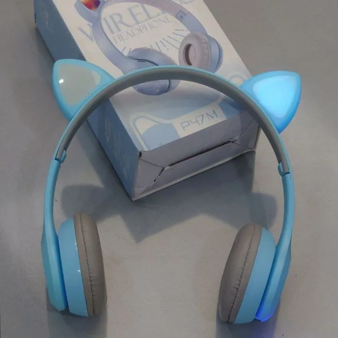 هدست بلوتوثی مدل گربه ای P47m Color Light