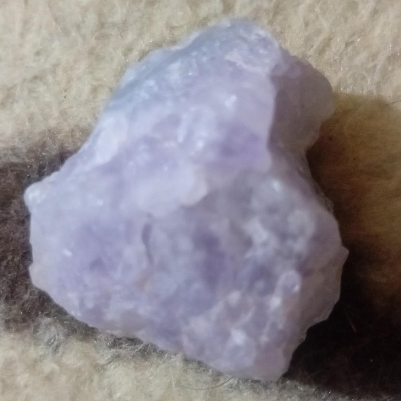 سنگ الماس آمتیست گبری 70ساله بسیارکمیاب