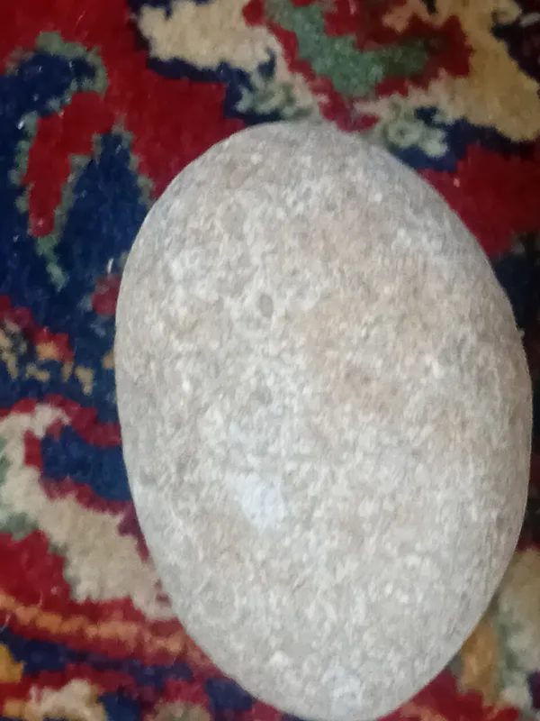 سنگ تخم مرغی شکل گبری راف نمیدونم چیه توضیح