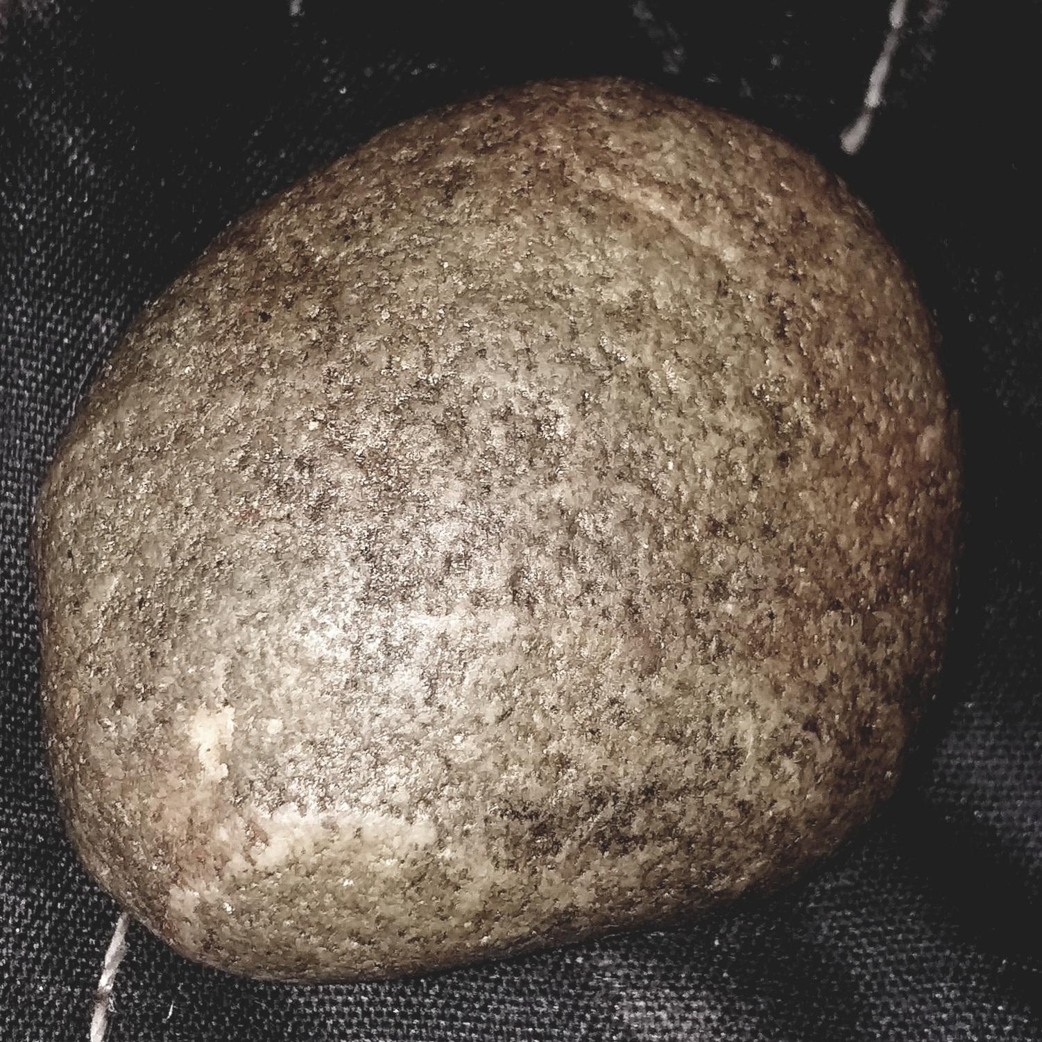 مهره سنگ باستانی اعجوبه یشم اقیانوسی فسیلی نایاب