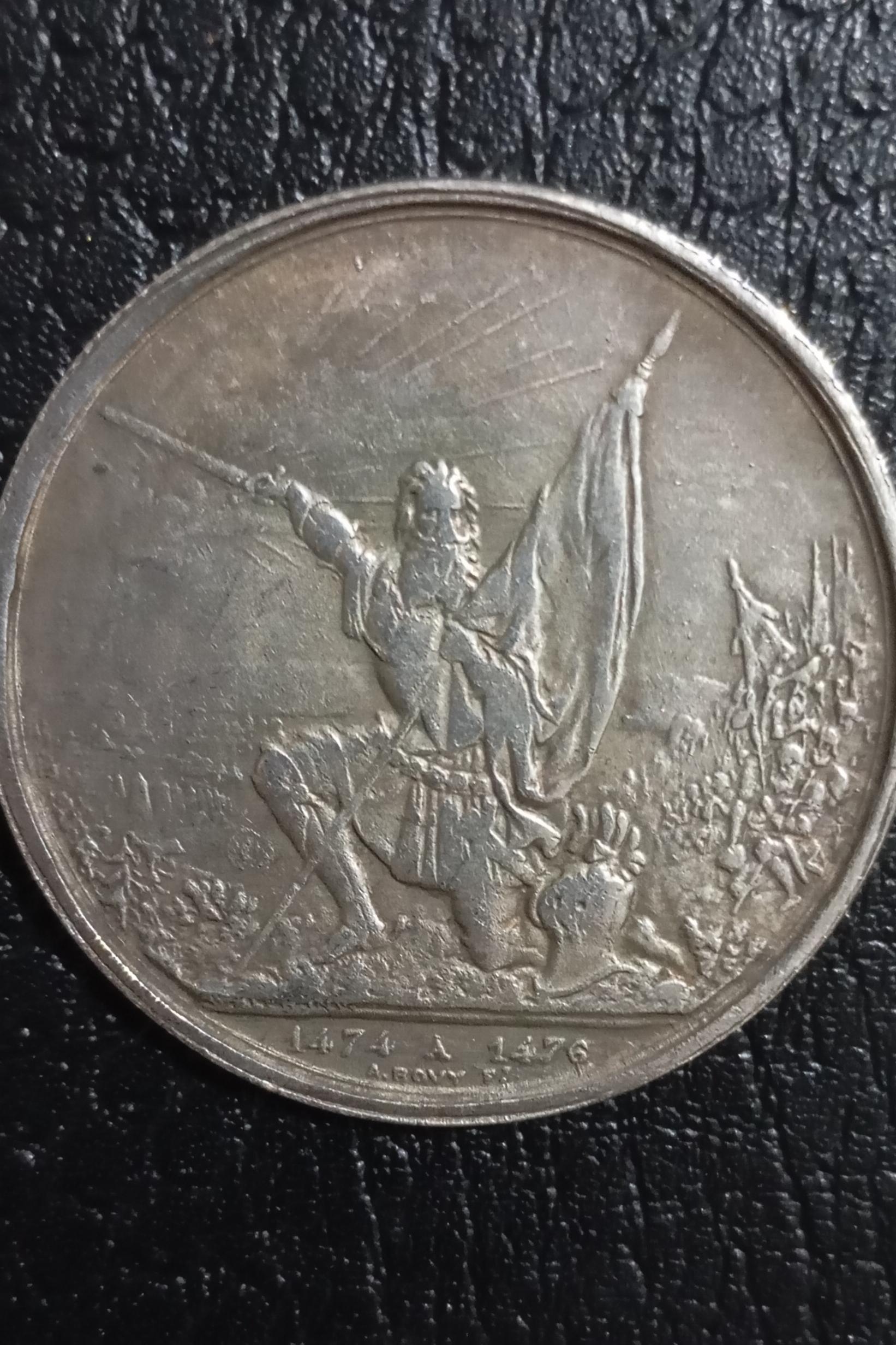 سکه خارجی سایز بزرگ (طرح) زیبا و کلکسیونی