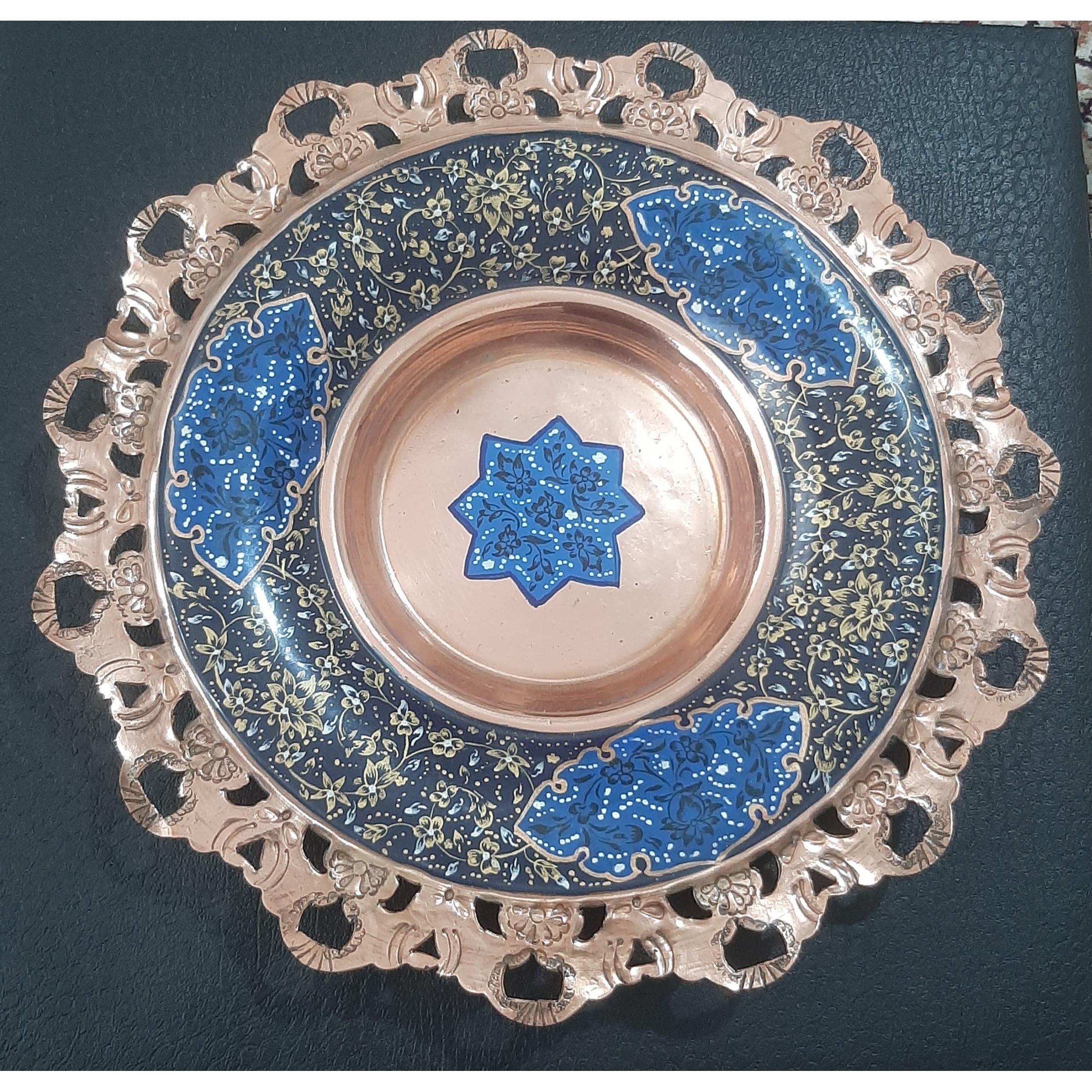 دو عدد بشقاب مس پرداز کلکسیونی، درجه یک