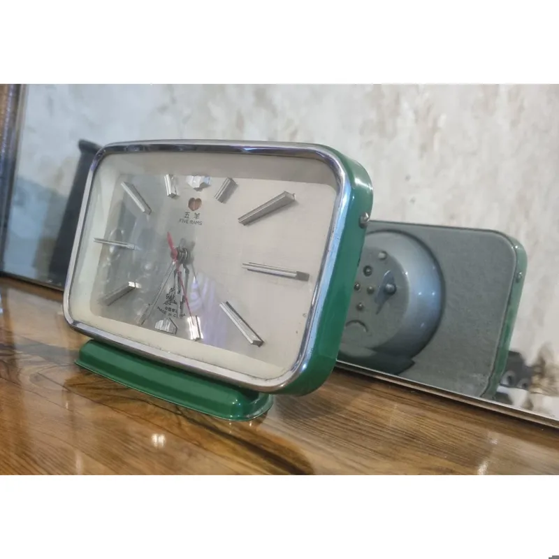 ساعت کوکی رومیزی قدیمی، بکر، توضیحات