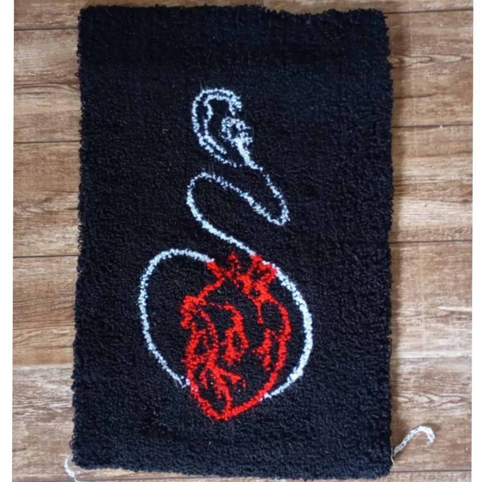 قالیچه طرح قلب