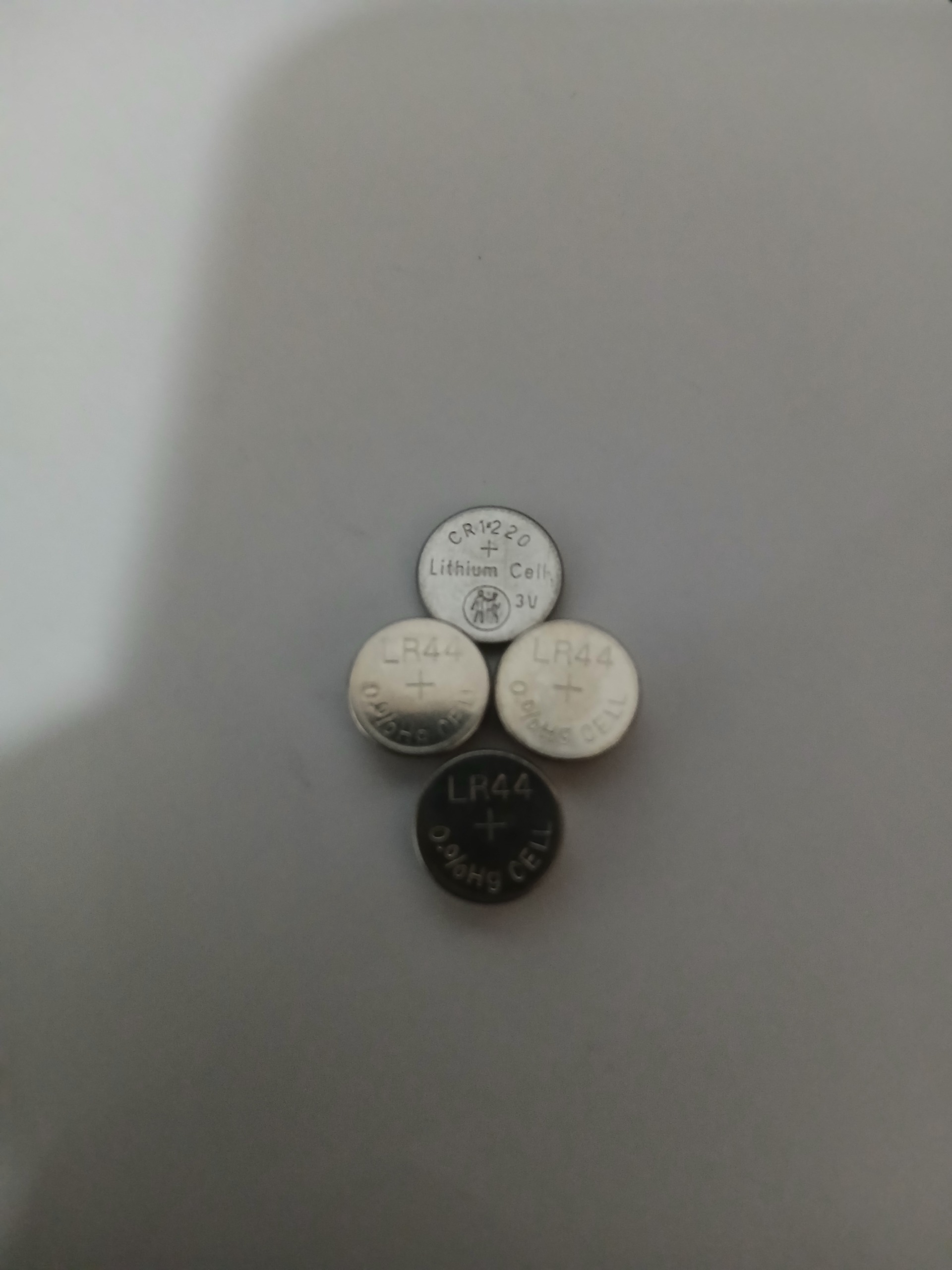 4عددباتری سکه ای