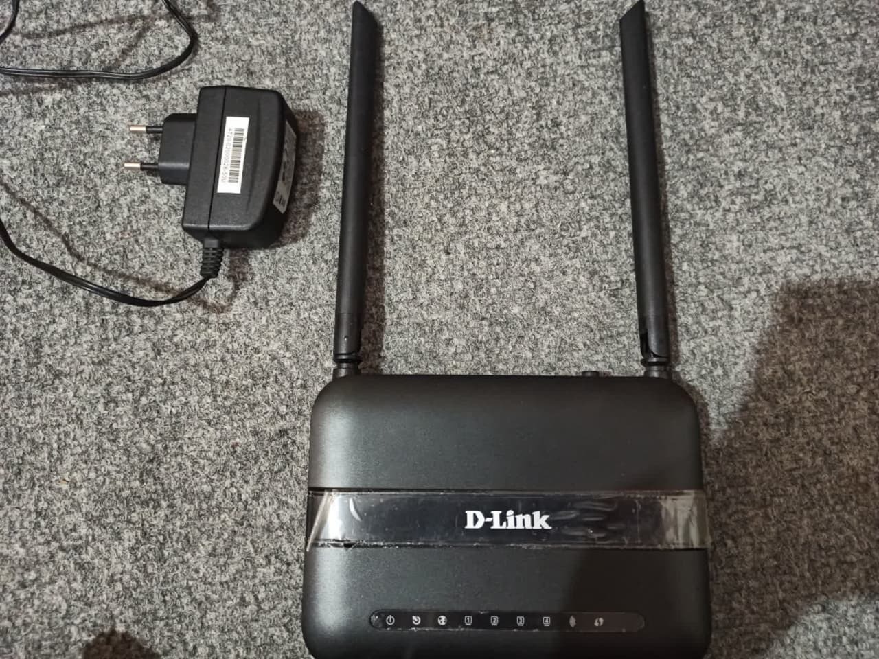مودم دو آنتنه دی لینک مدل D-LINK DSL-124