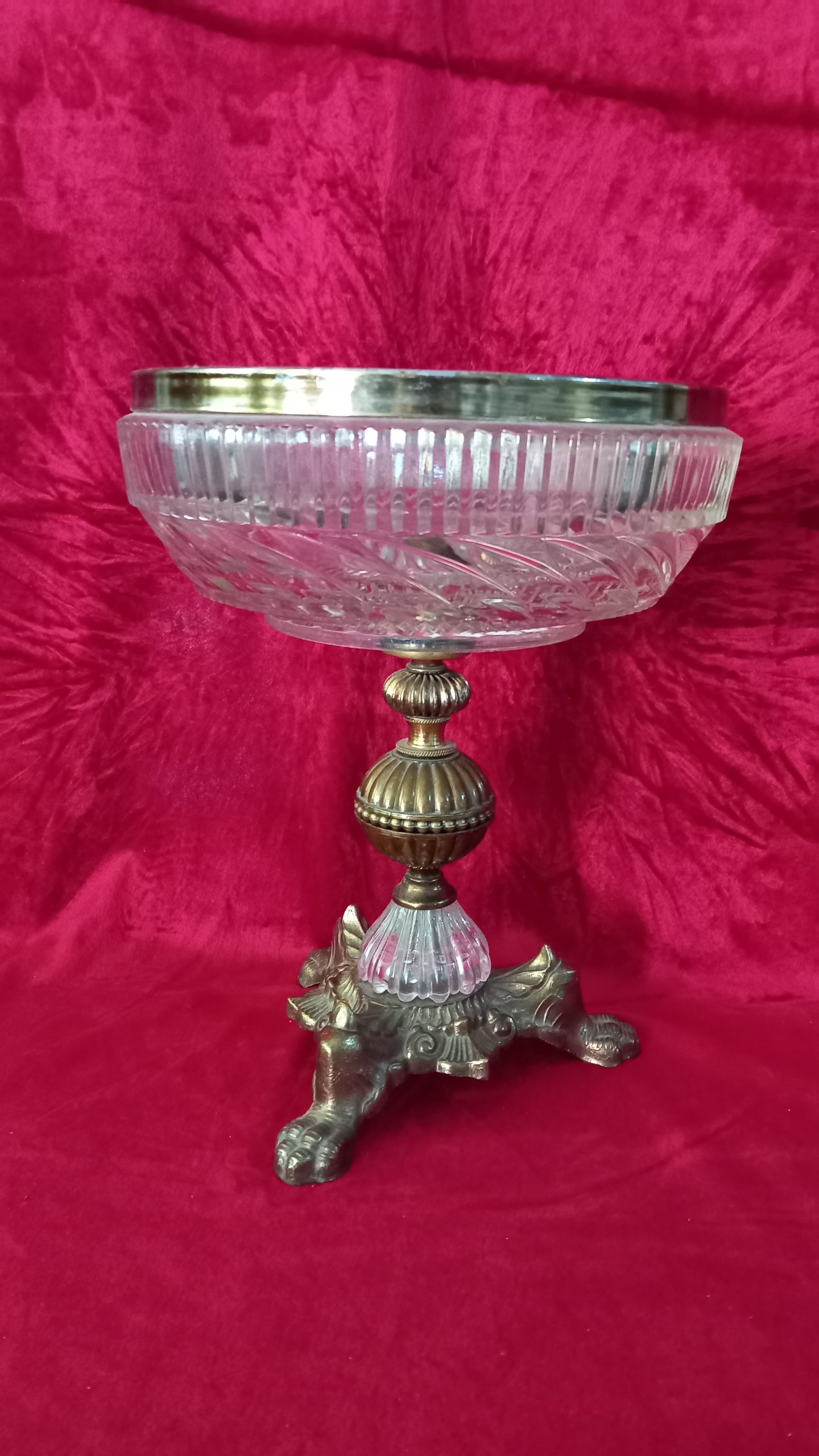 ظرف پایه فلزی