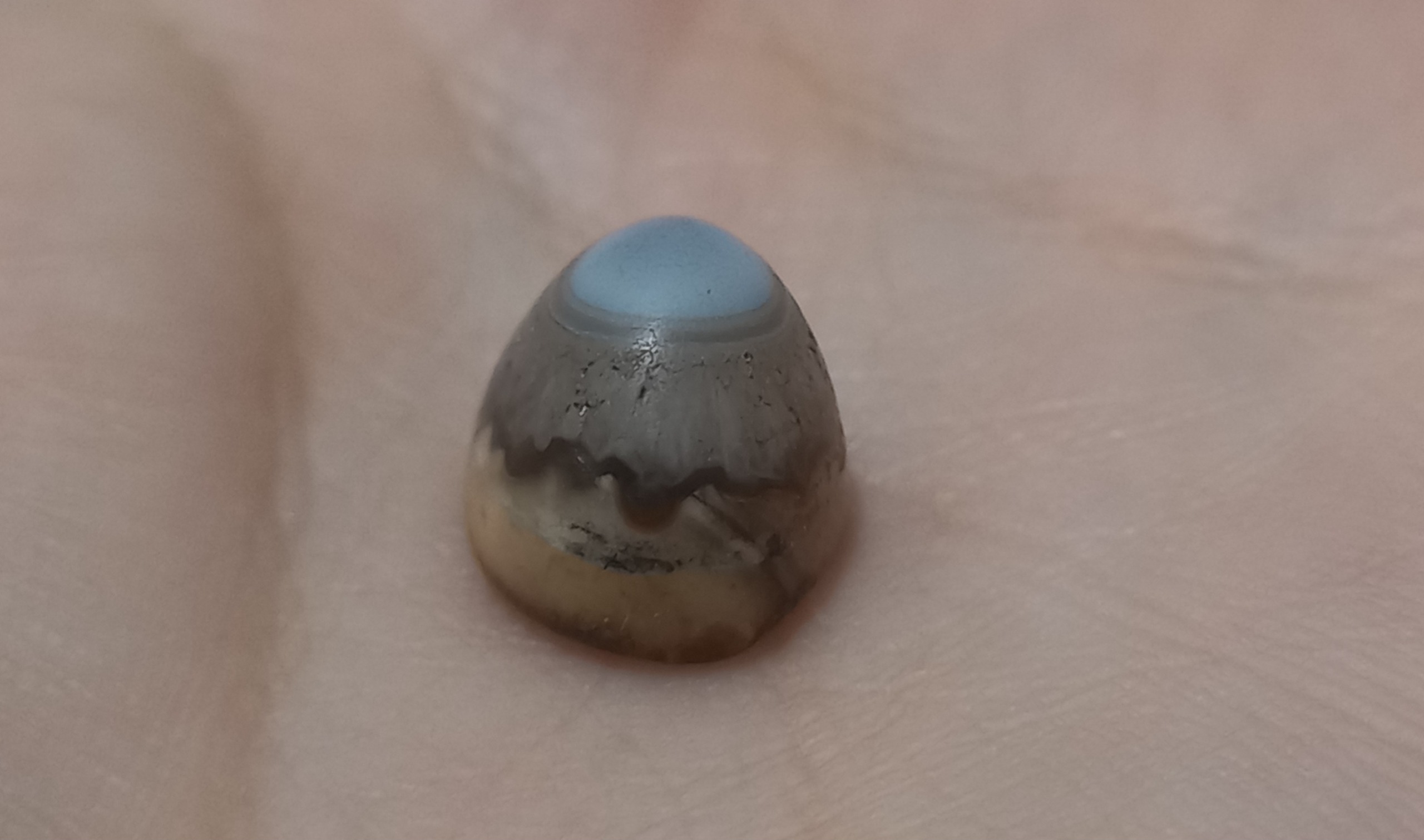 نگین باباقوری مژه ای