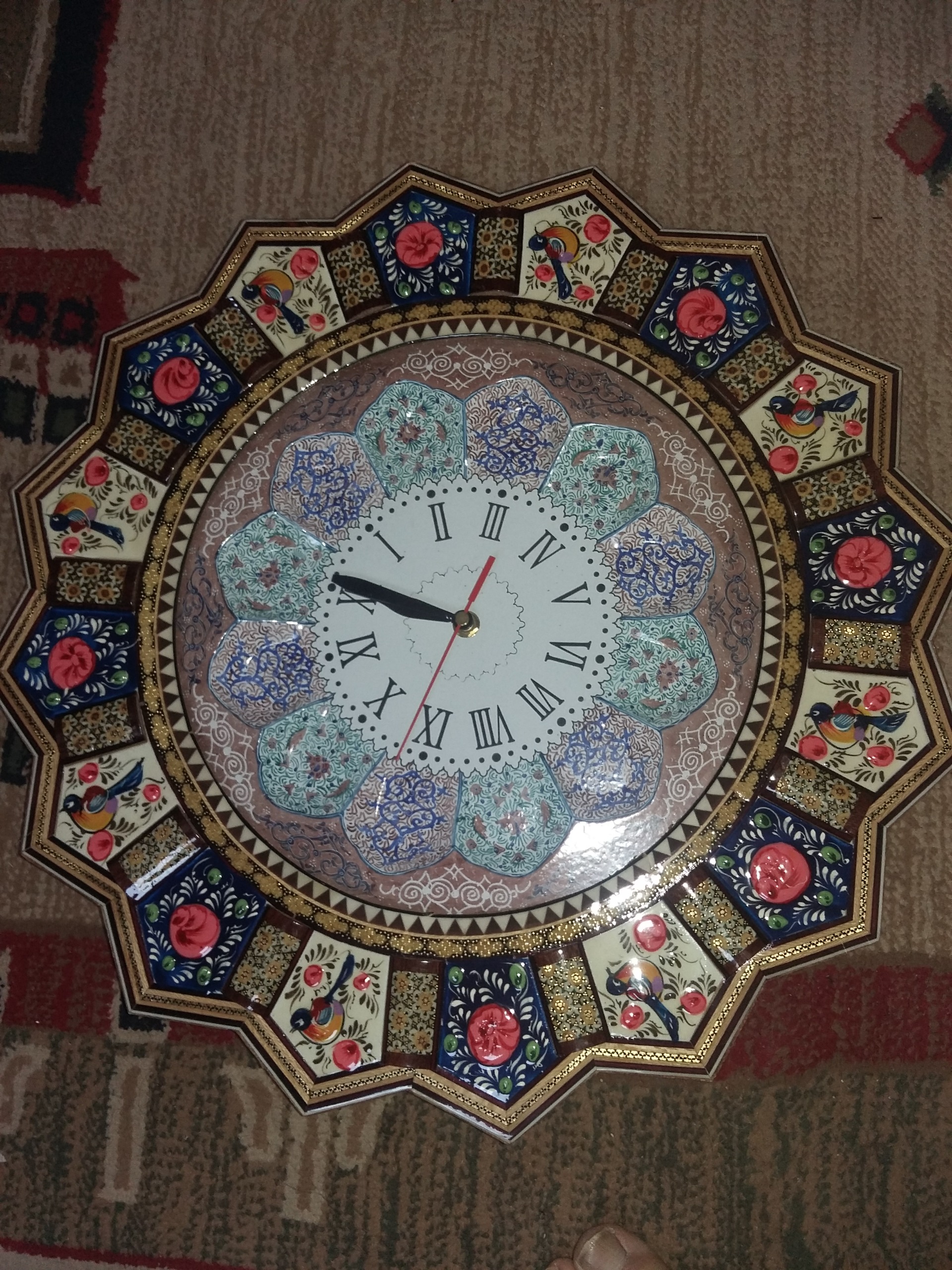 ساعت دیواری خاتم بزرگ نقش برجسته