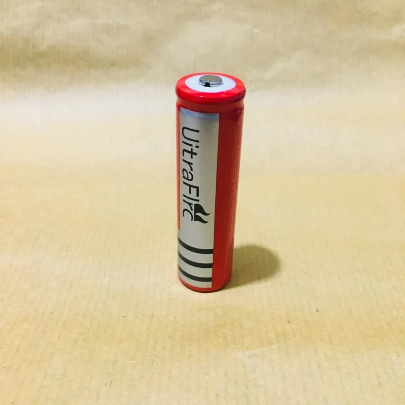 2عددباتری قابل شارژ 18650چراغقوه شارژی 4200mah
