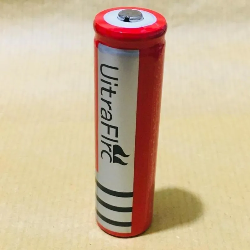 4عددباتری قابل شارژ 18650چراغقوه شارژی 6800mah