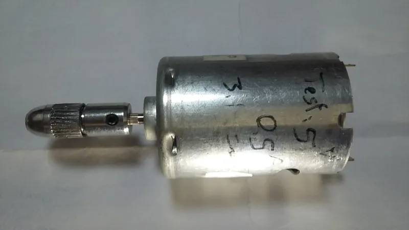 مینی دریل باموتور جانسون 5 ولت قوی باسه نظام