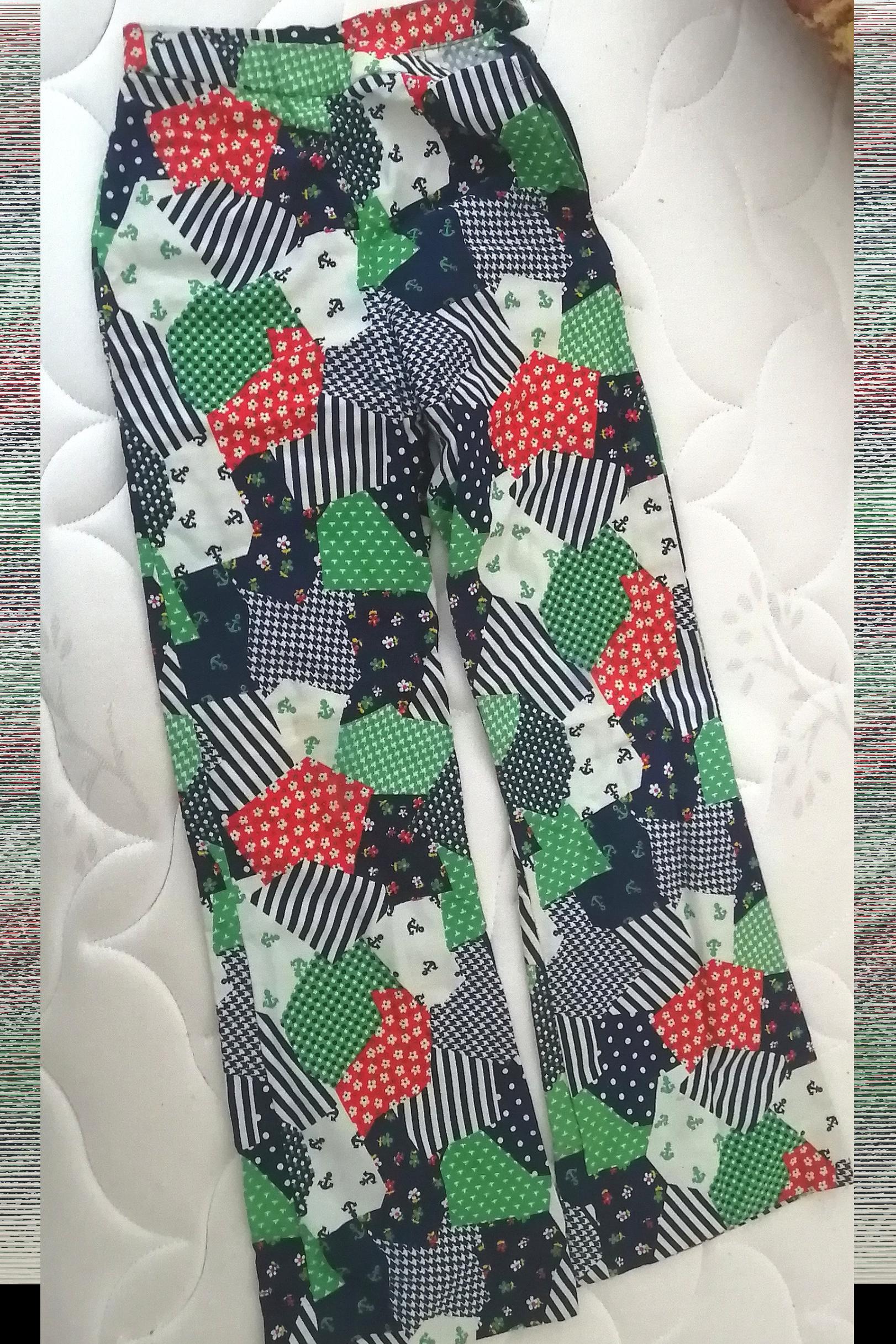 شلوار دخترانه دهه 50 زیپ بغل پاچه گشاد جنس ضخیم