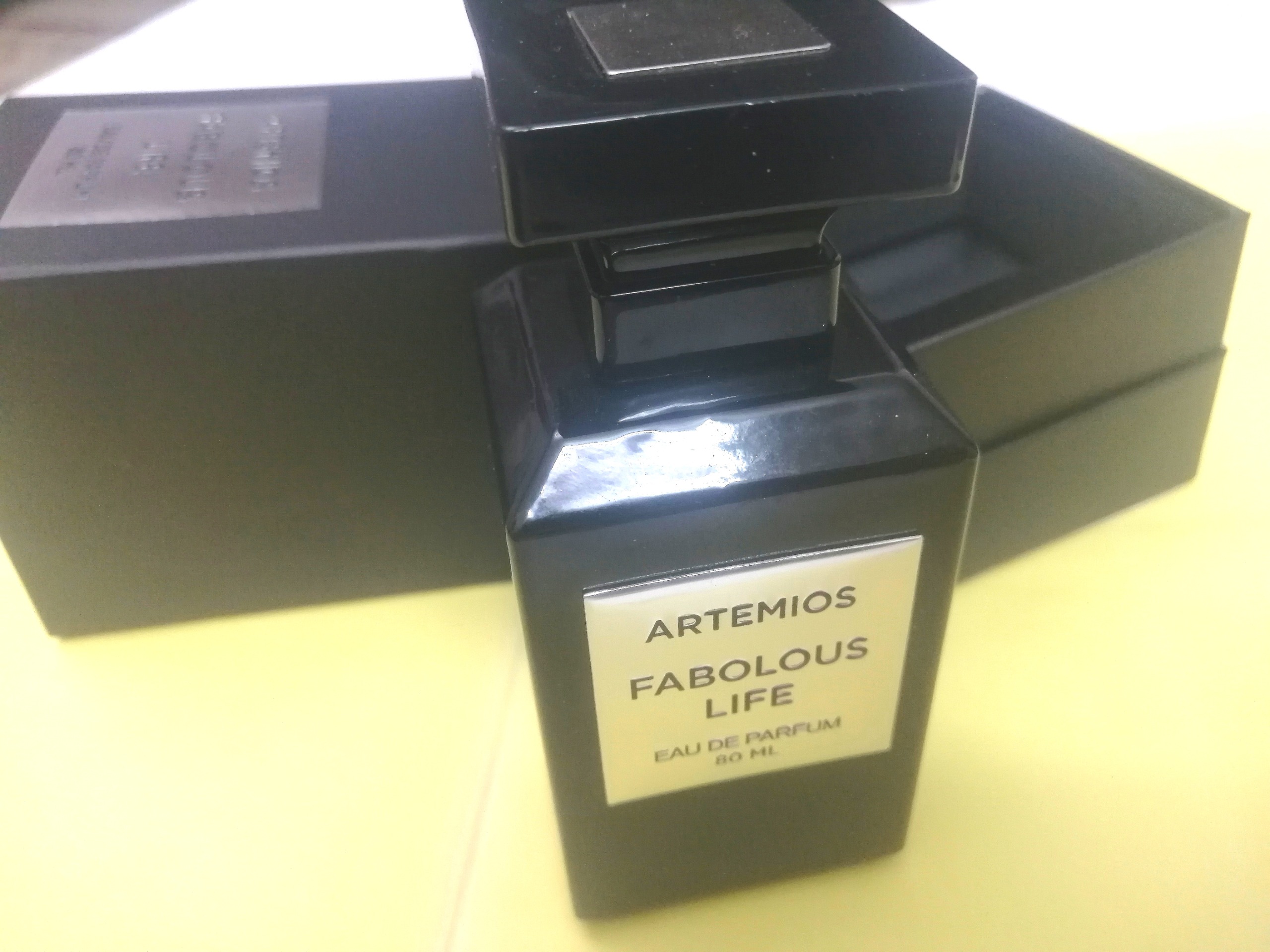 عطرادوکلن ادو پرفیوم مردانه مدل Fabulous Life