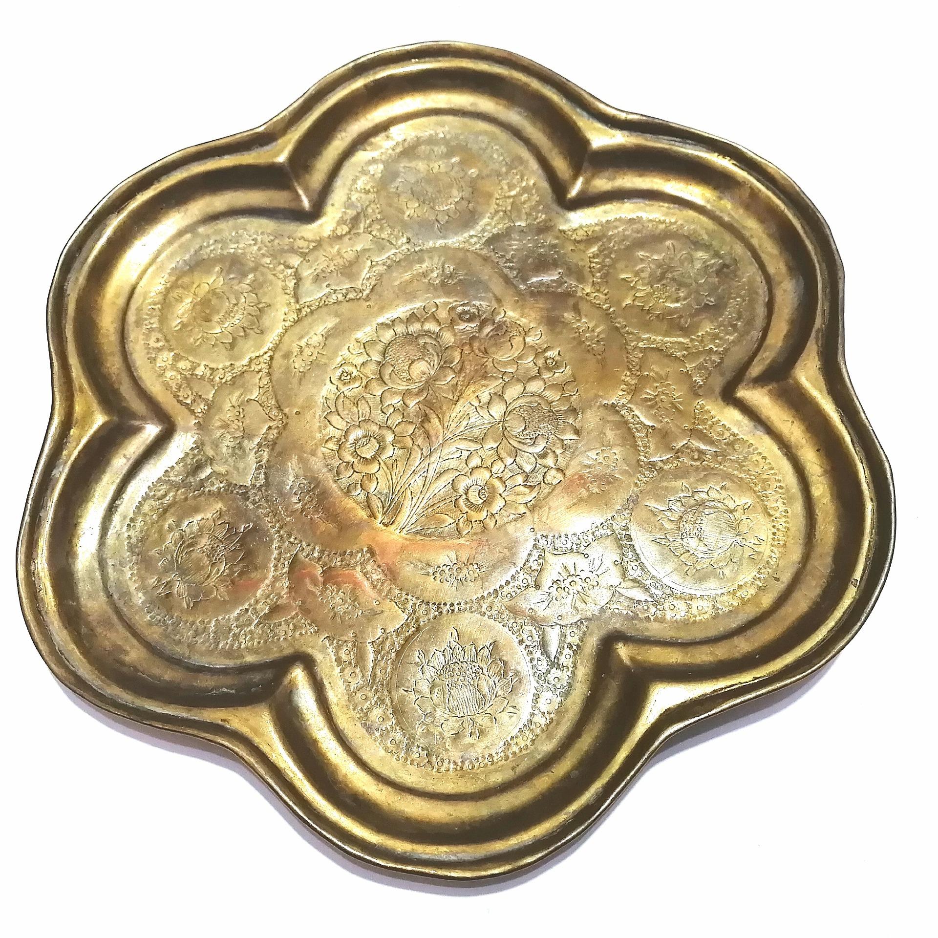 سینی برنجی قلمکاری قجری