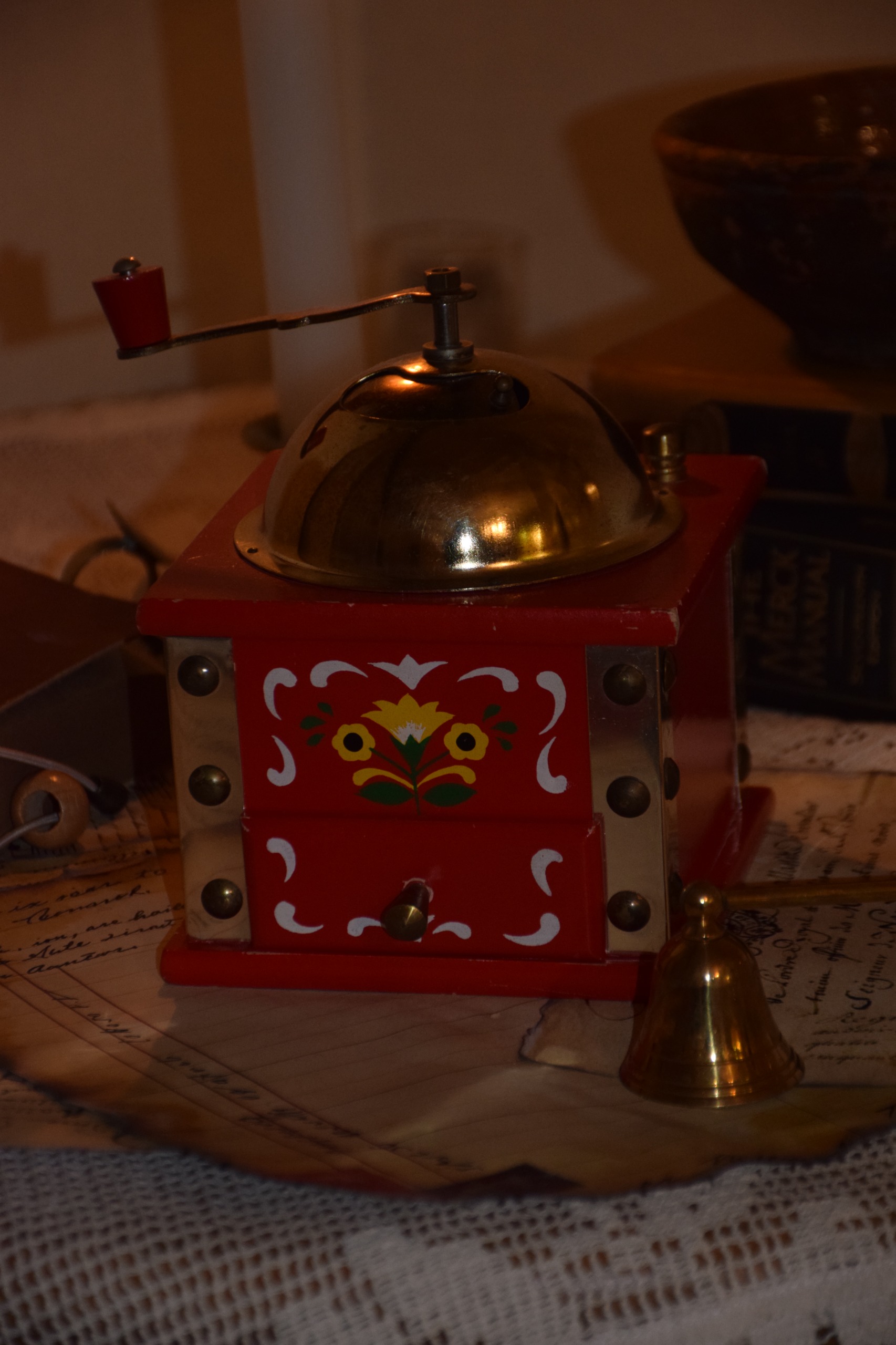 آسیاب قهوه و ادویه قهوه ساب قدیمی وینتیج