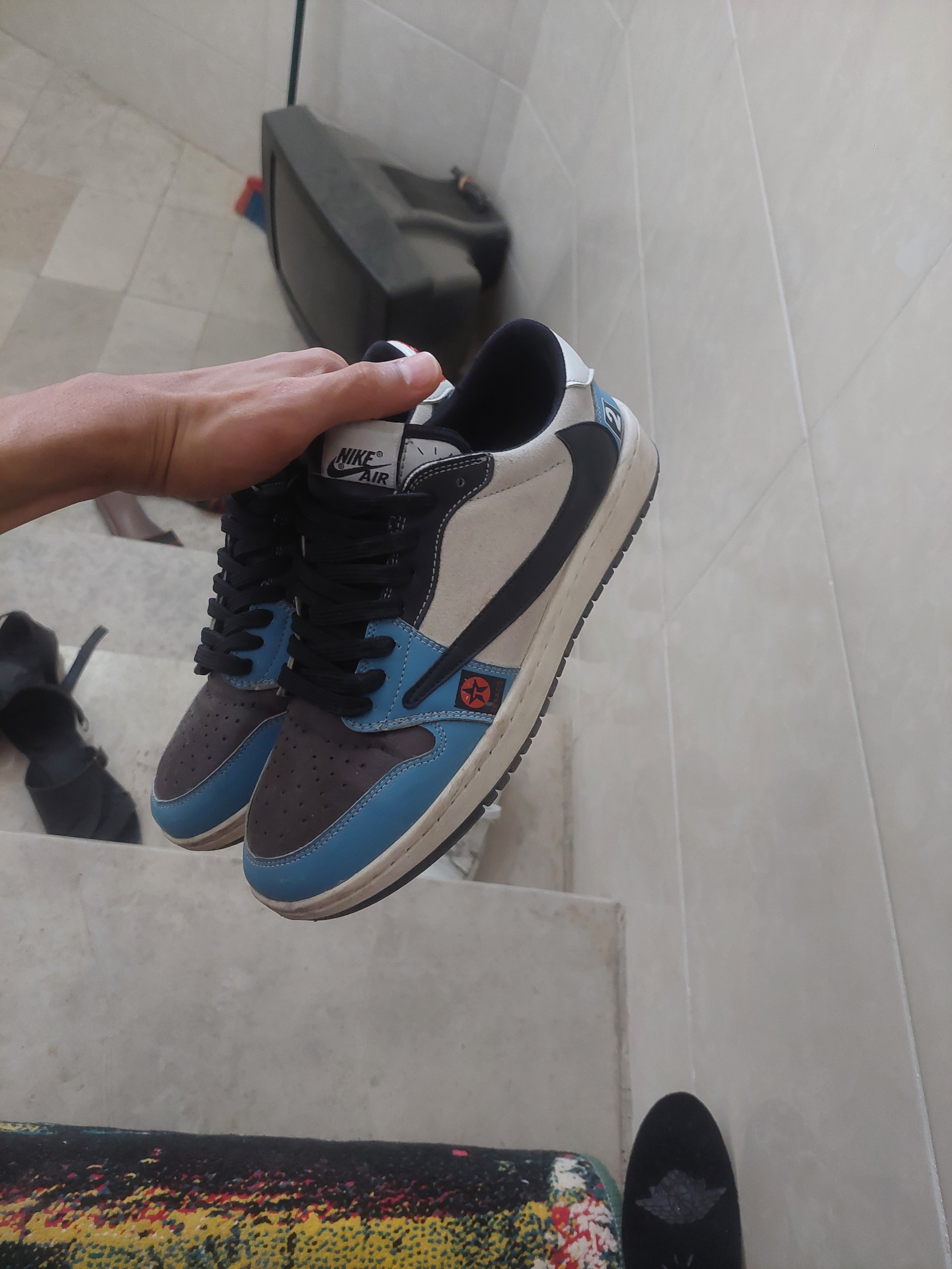 کفش نایک ترویس nike travis