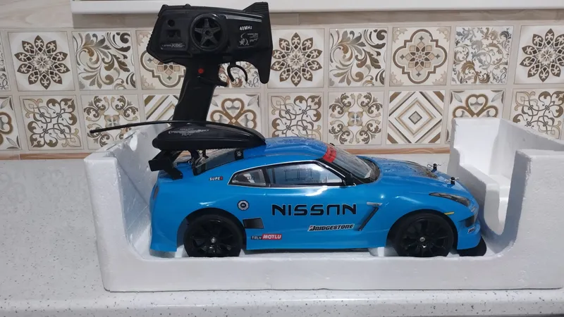 ماشین کنترلی دریفت طرح نیسان GTR