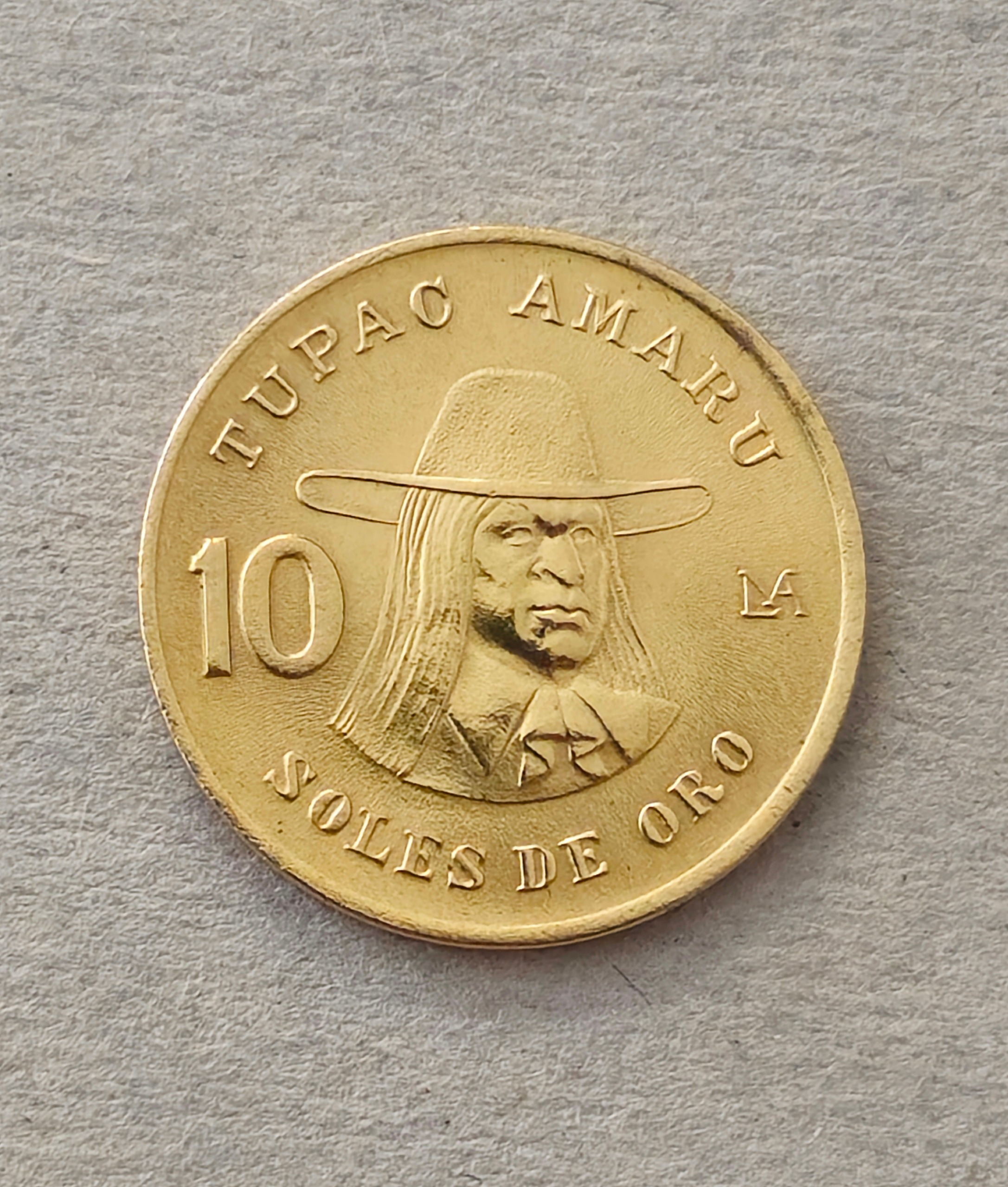 10 سول نایاب پرو توپاک آماریو 1981 کیفیت UNC