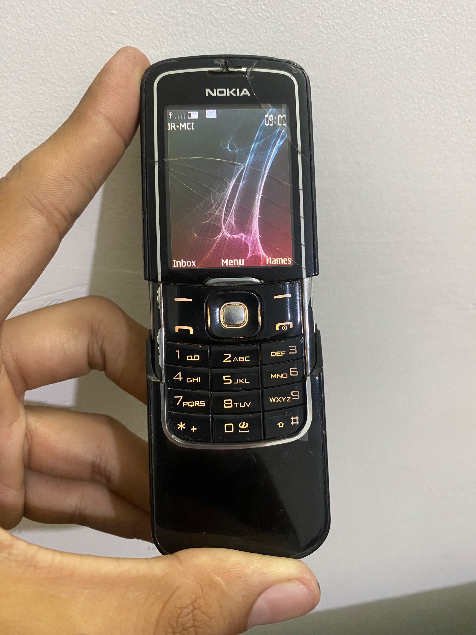 نوکیا 8600 اصلی ریجستر نیازمند طلق