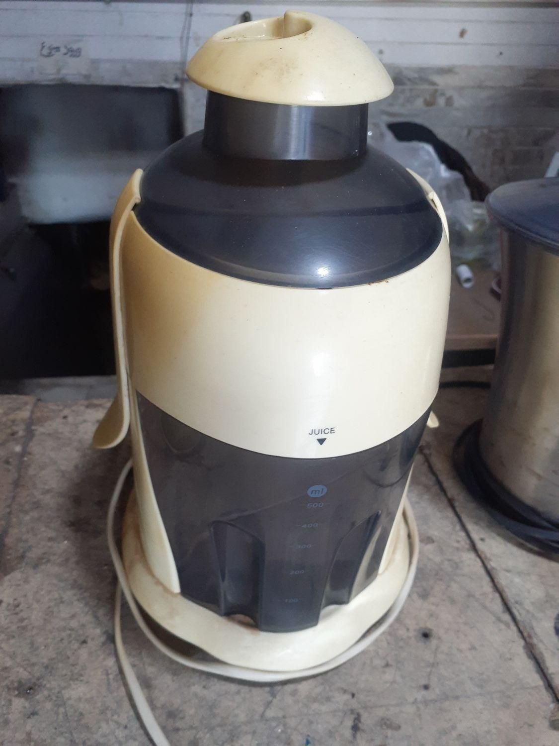 اب میوه گیر مایسان