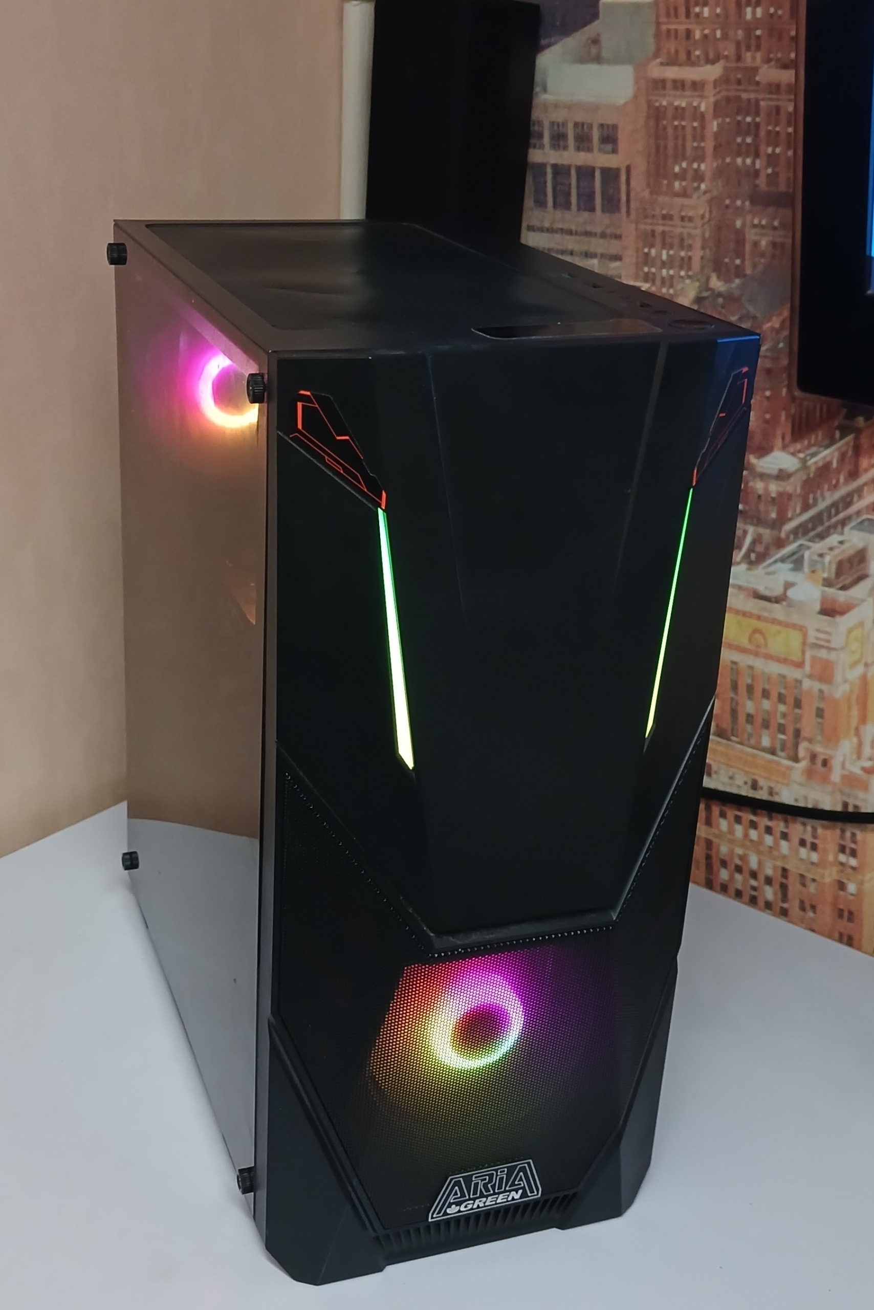 کیس i3 10100F با رم 16GB و گرافیک 8GB RX580