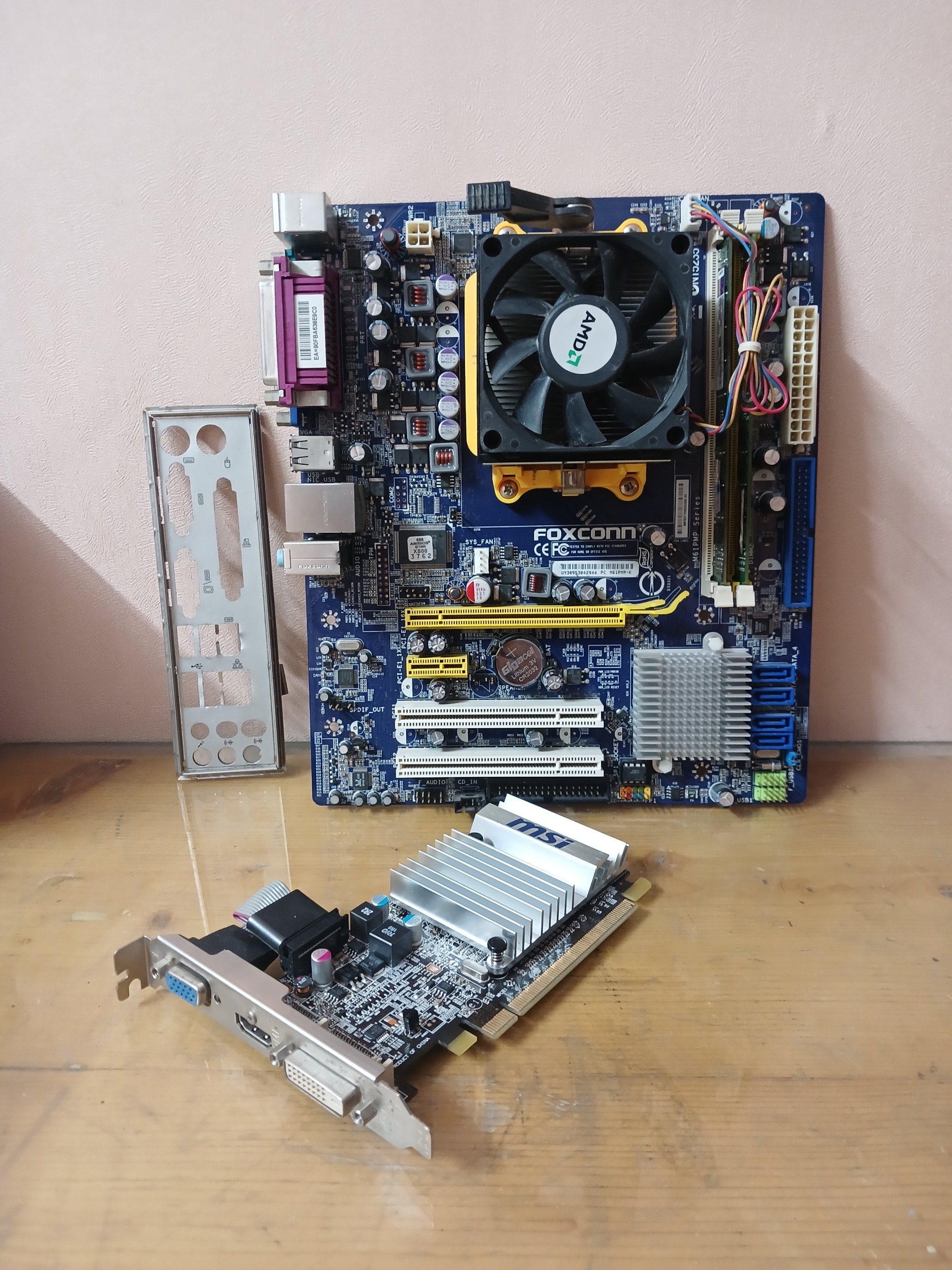 باندل AMD X2 240 با 4GB DDR3 و گرافیک 1GB DDR3