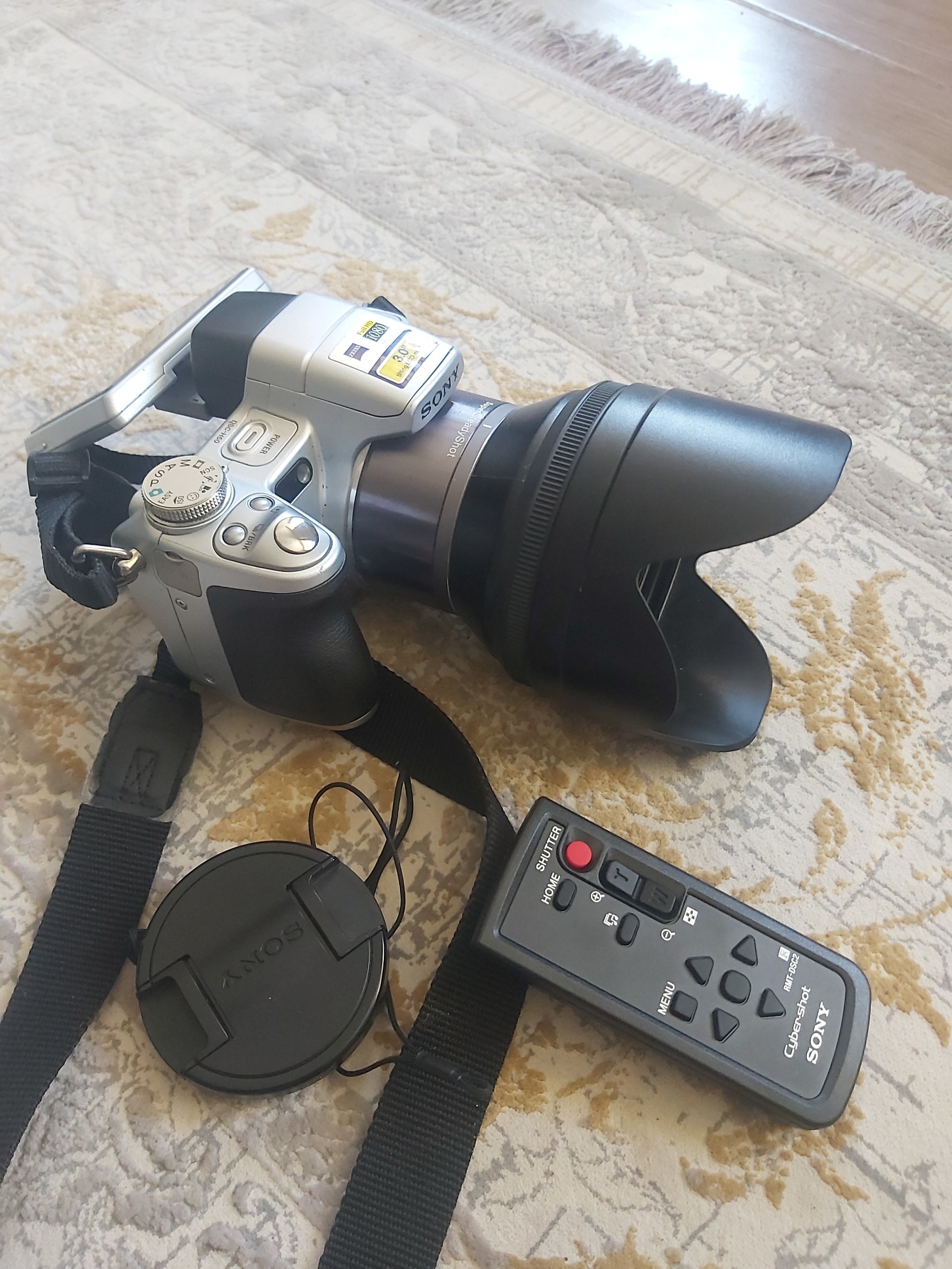 دوربین عکاسی سونی h50