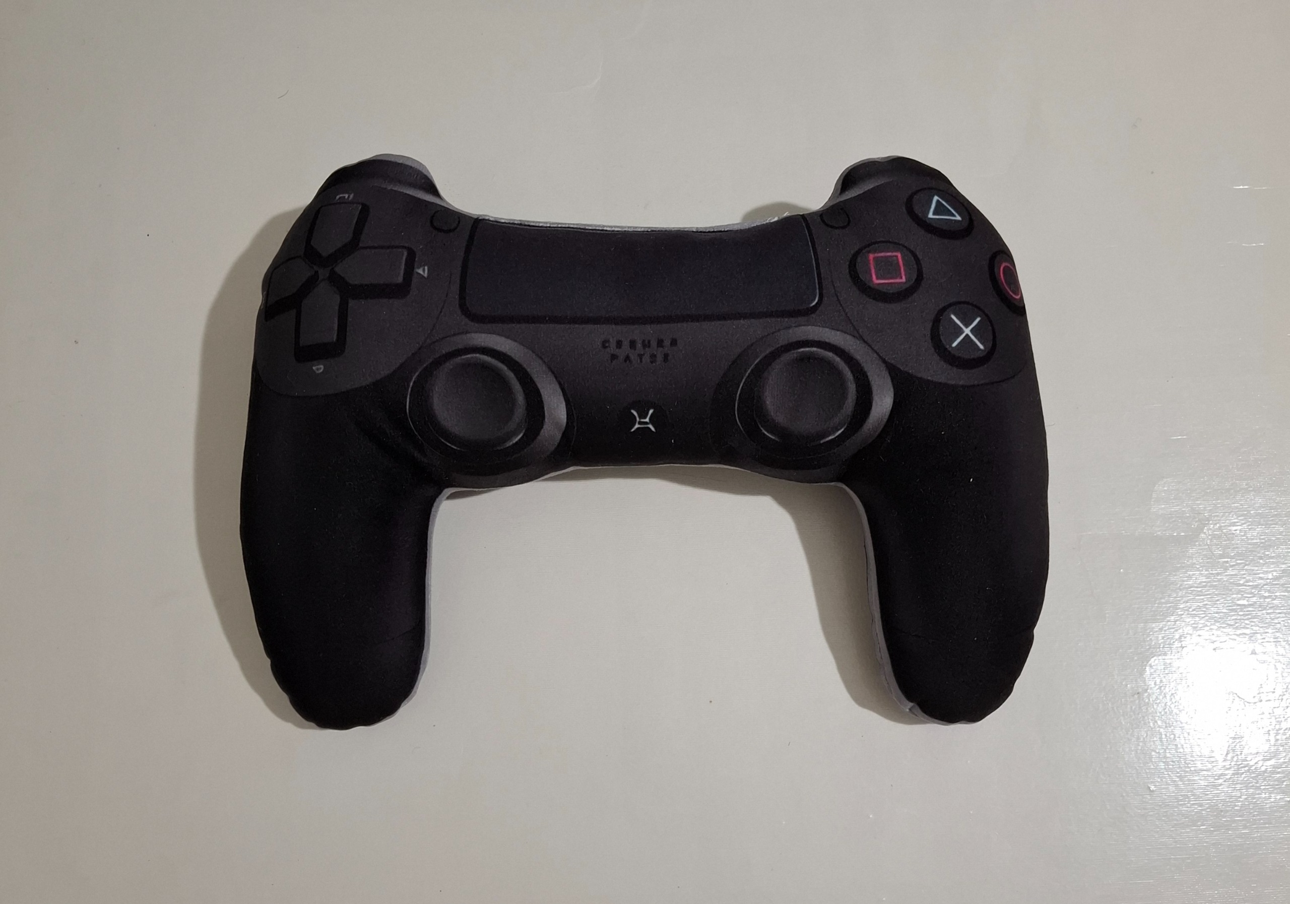 کوسن طرح گیم سایز 28در23 ( نو )