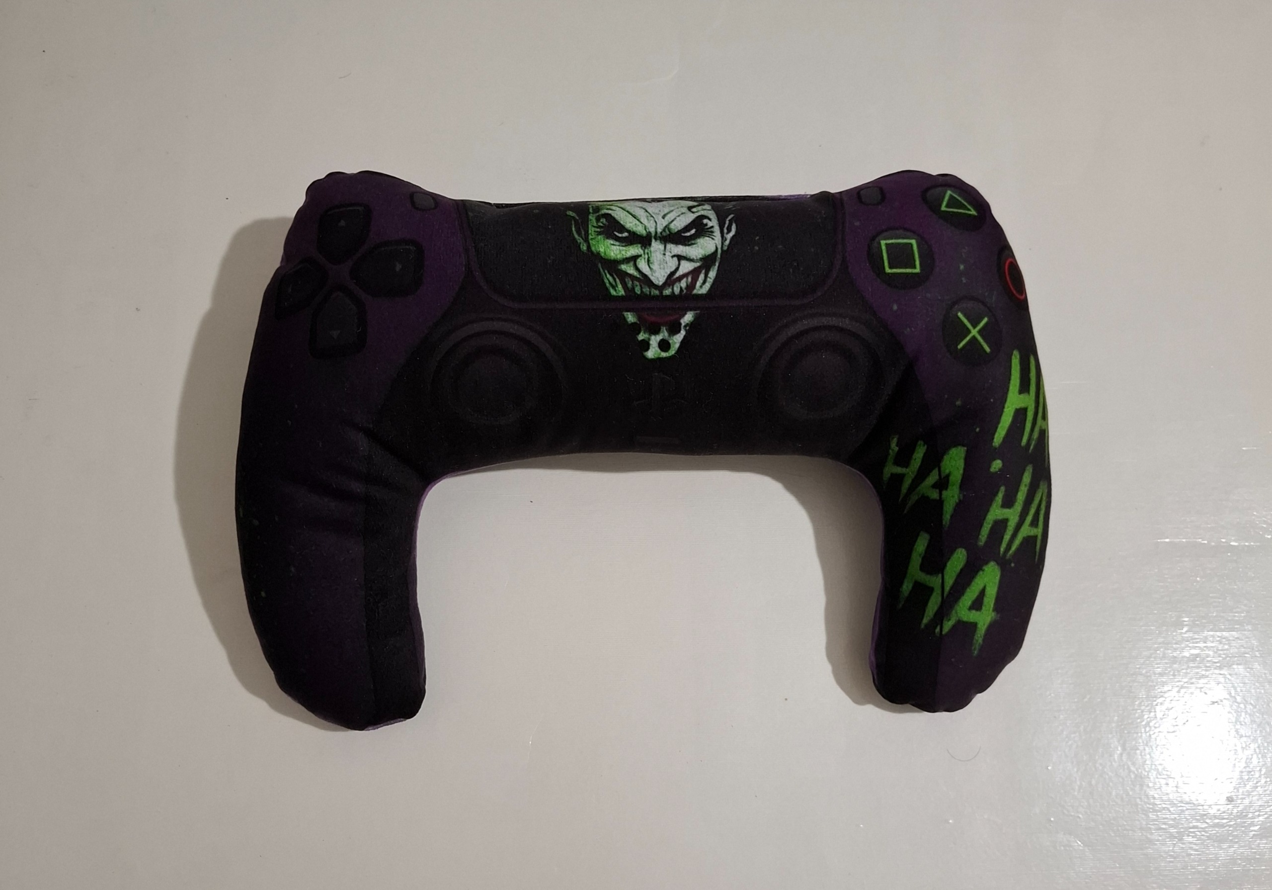 کوسن طرح گیم سایز 28در23 ( نو )