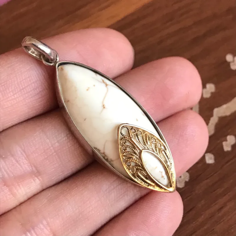 آویز نقره هائولیت با برگ نقره آبکاری طلا