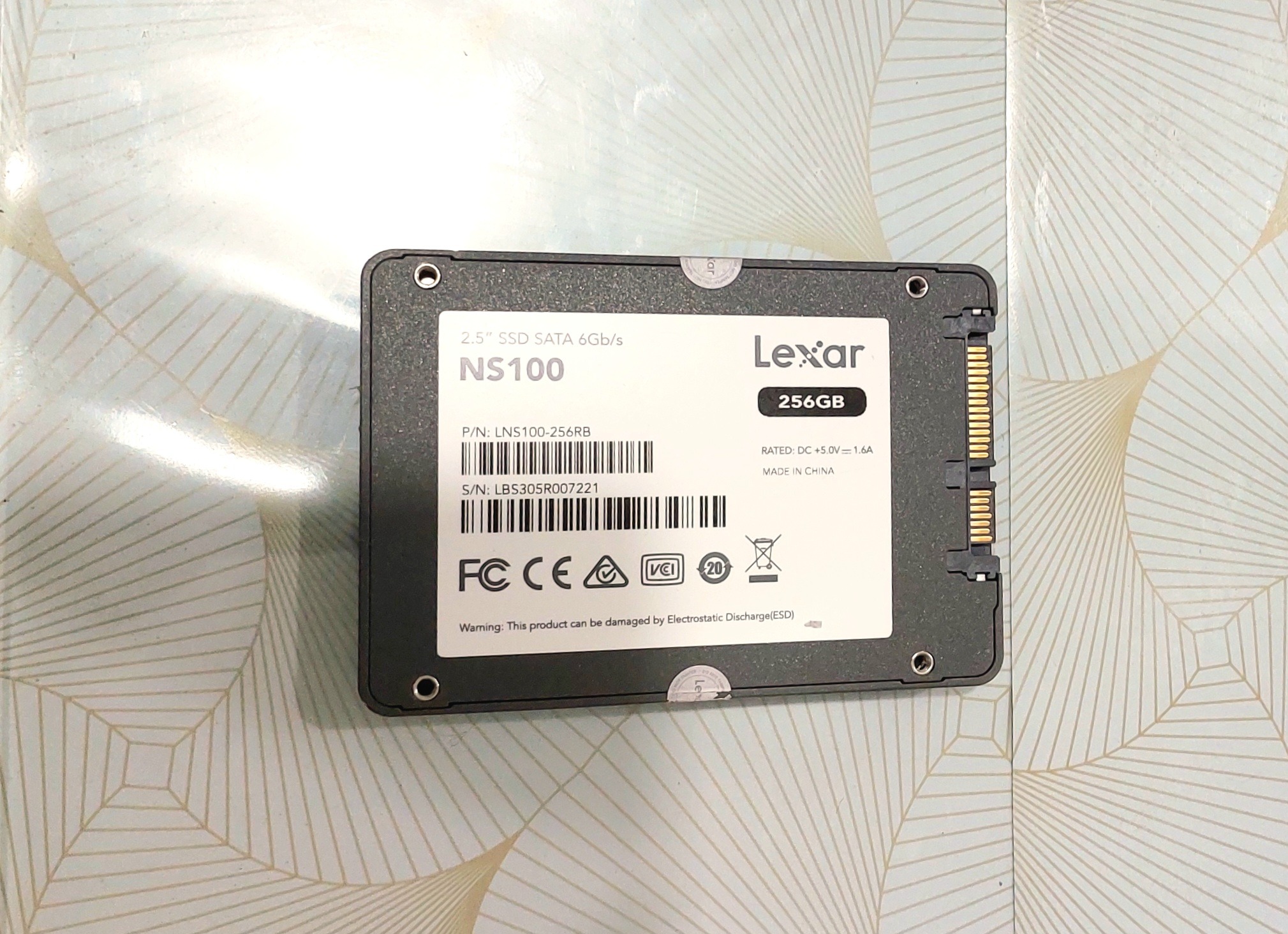 هارد 256گیگ ssd لکسار
