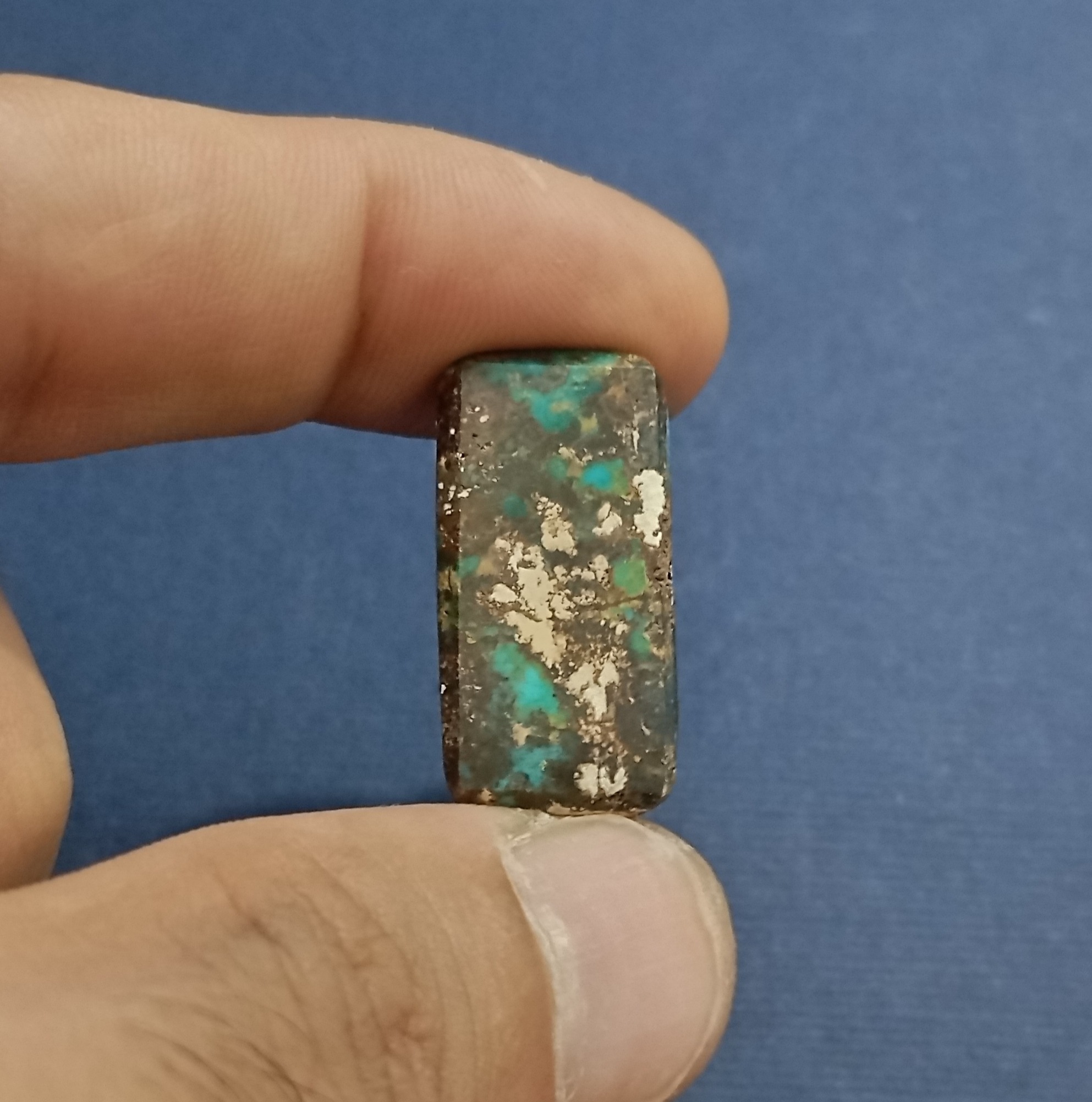 فیروزه شجر نیشابوری مستطیل شکل