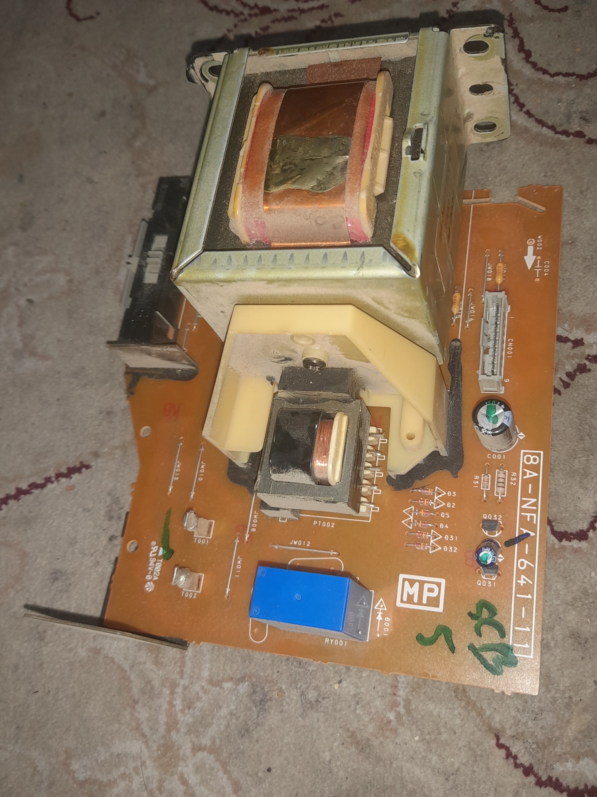 برد ترانض ایواقسمت تغذیه برق ایوا