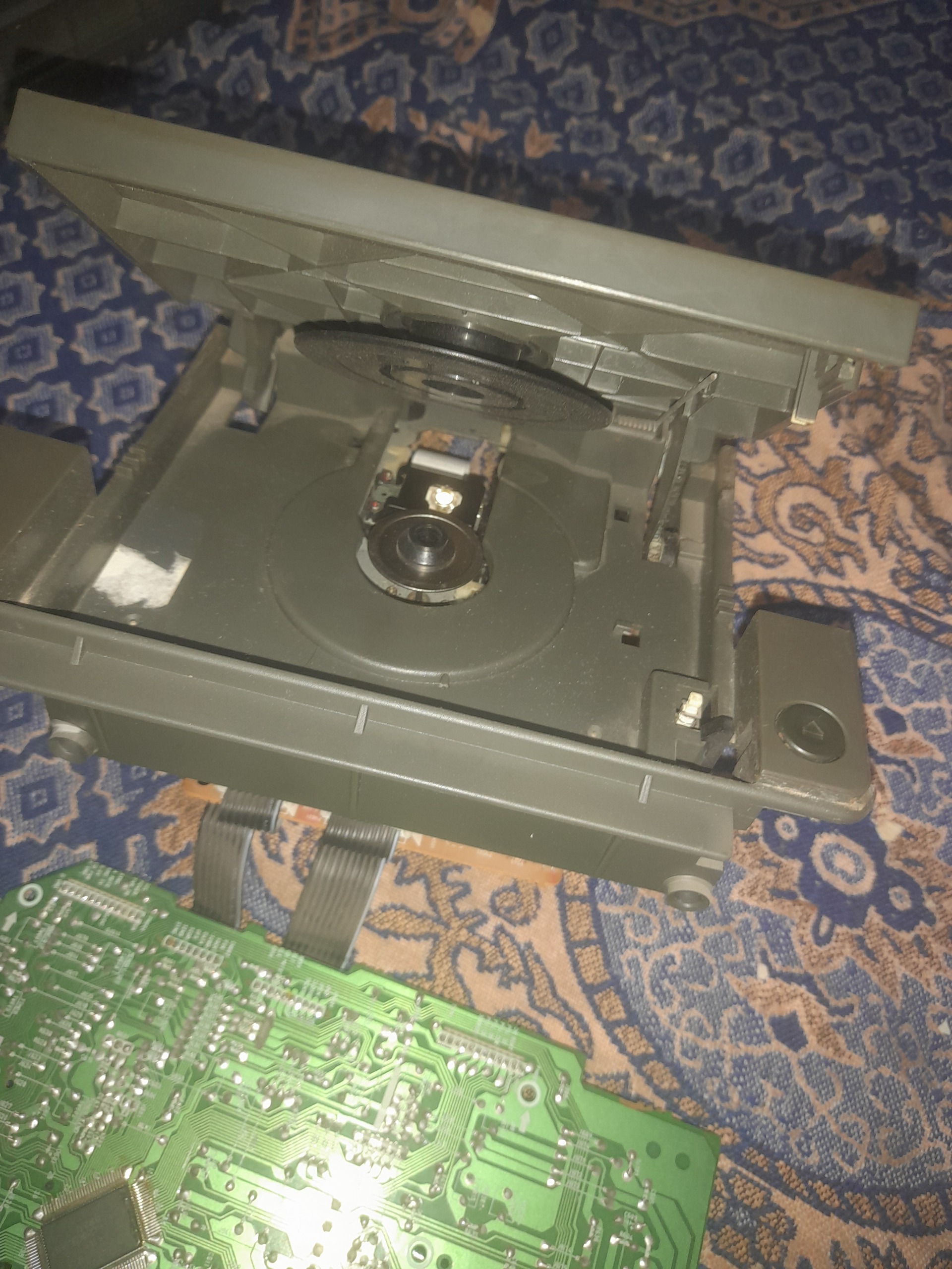 ابتیک لنز ضبط الجی