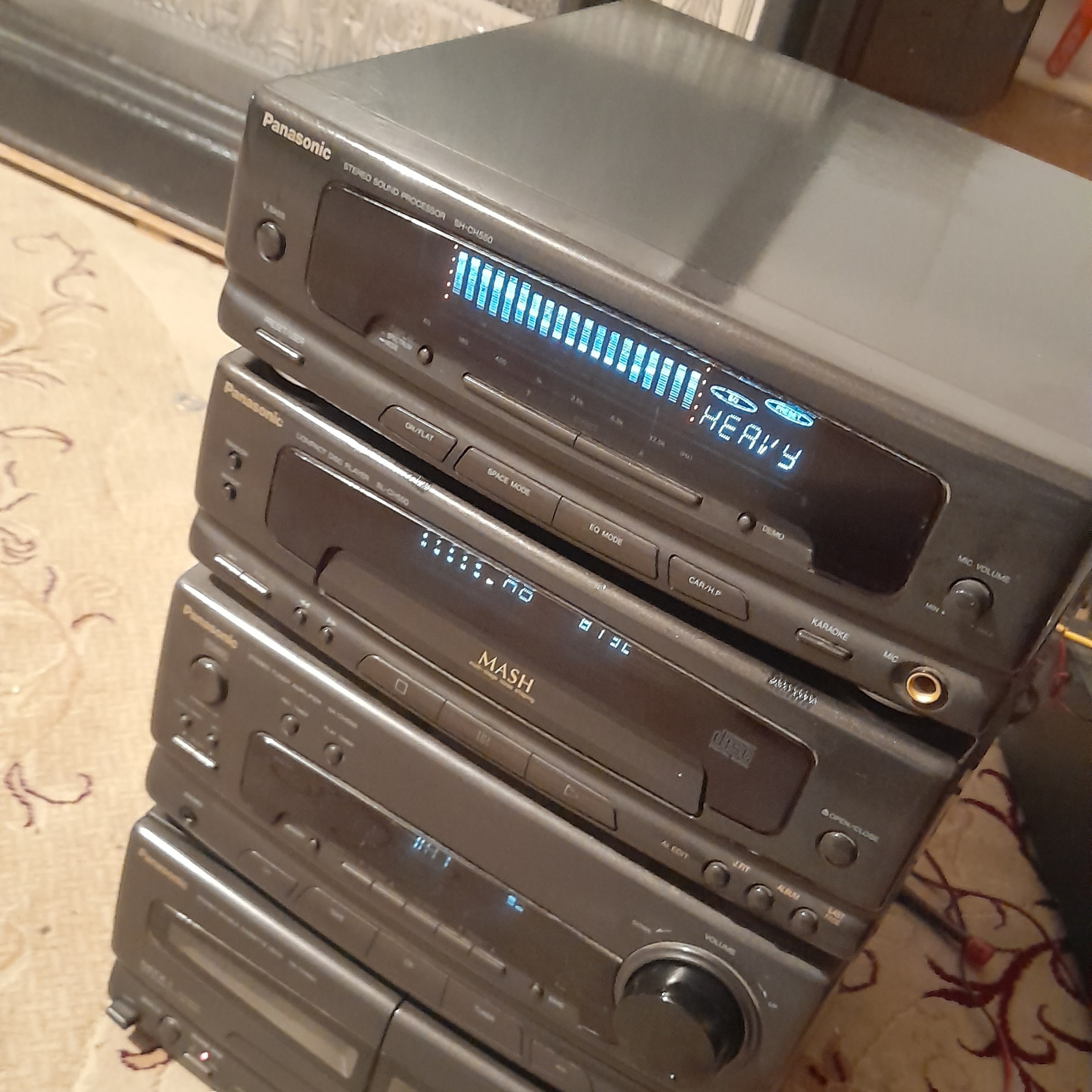 ضبط 4طبقه پاناسنیک