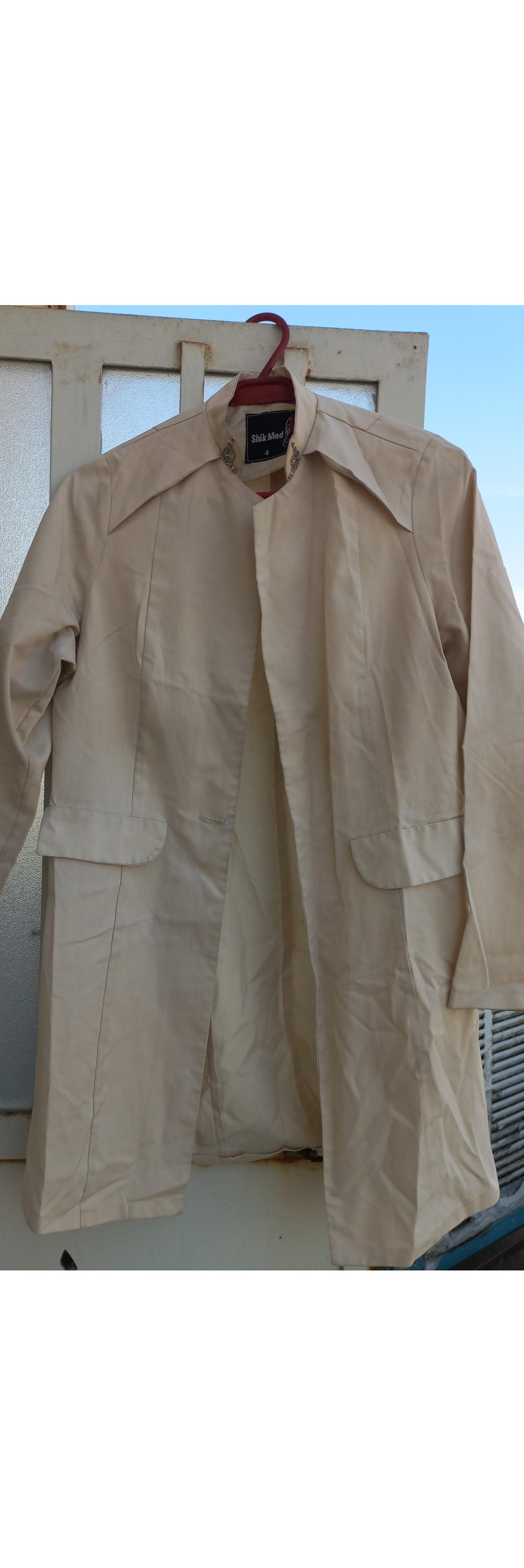 مانتو کرم سبک