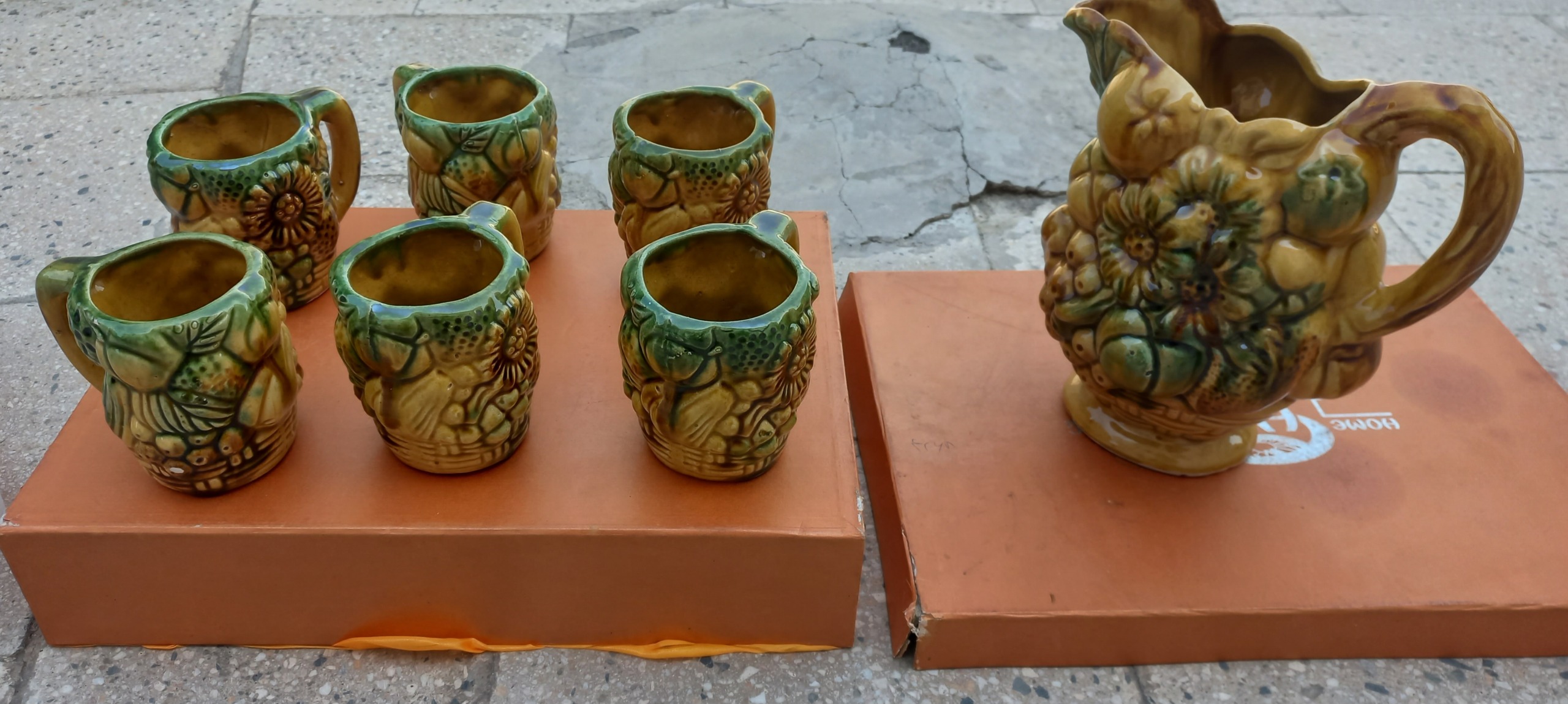 پارچ و لیوان سفالی