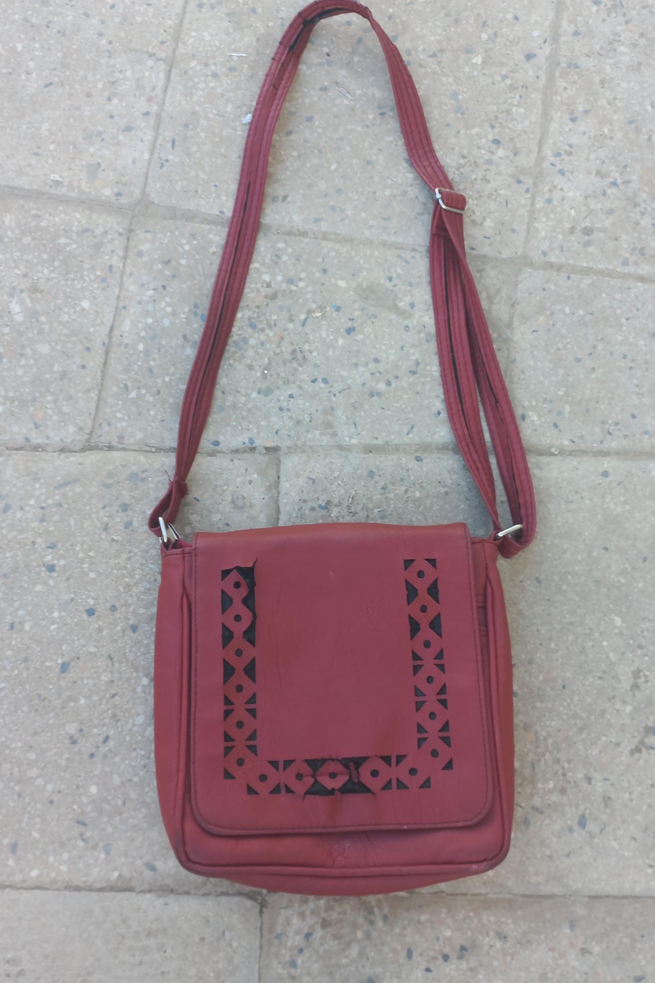 کیف زرشکی شیک