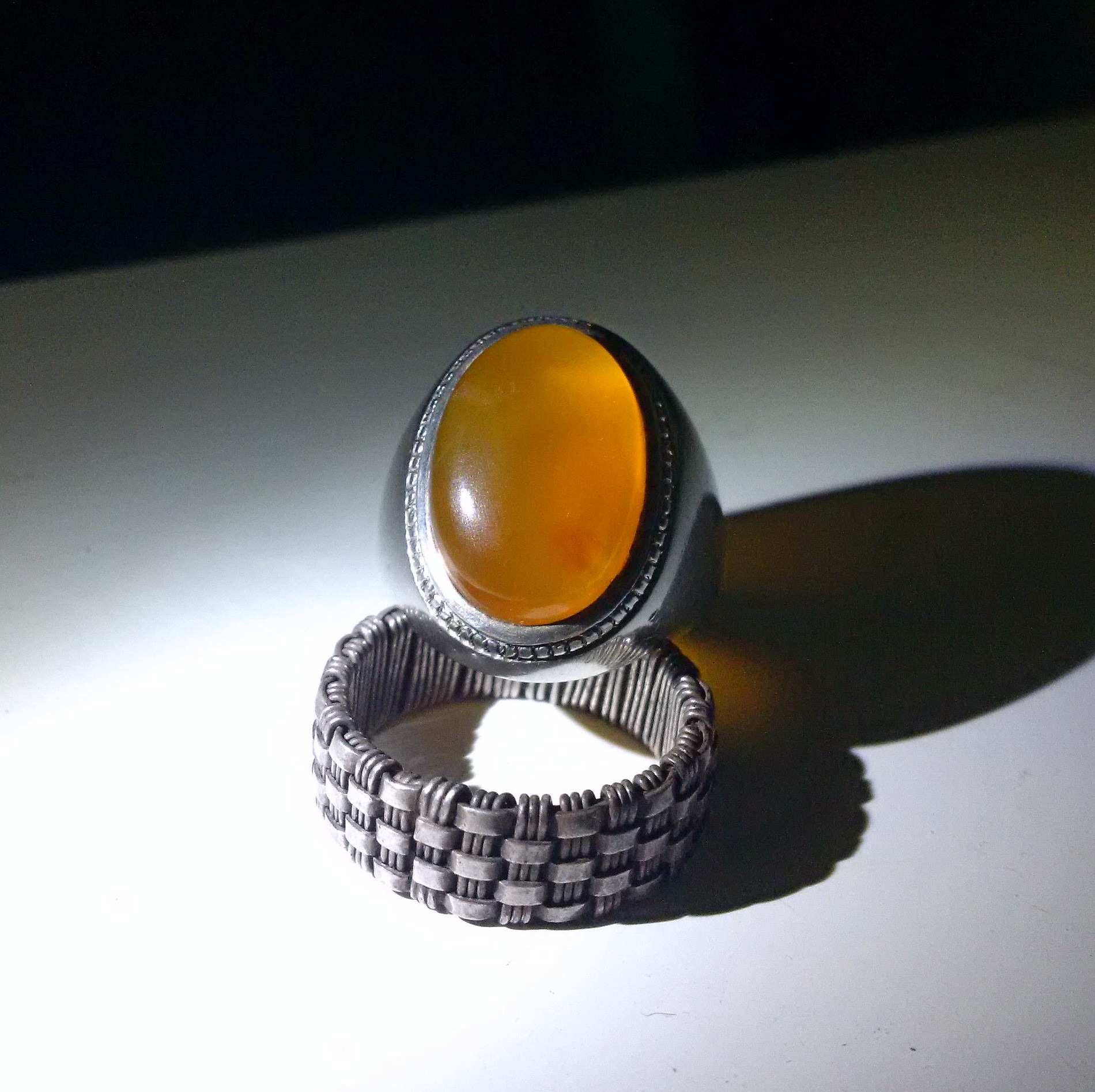 عقیق عسلی کهنه(توضیحات؟