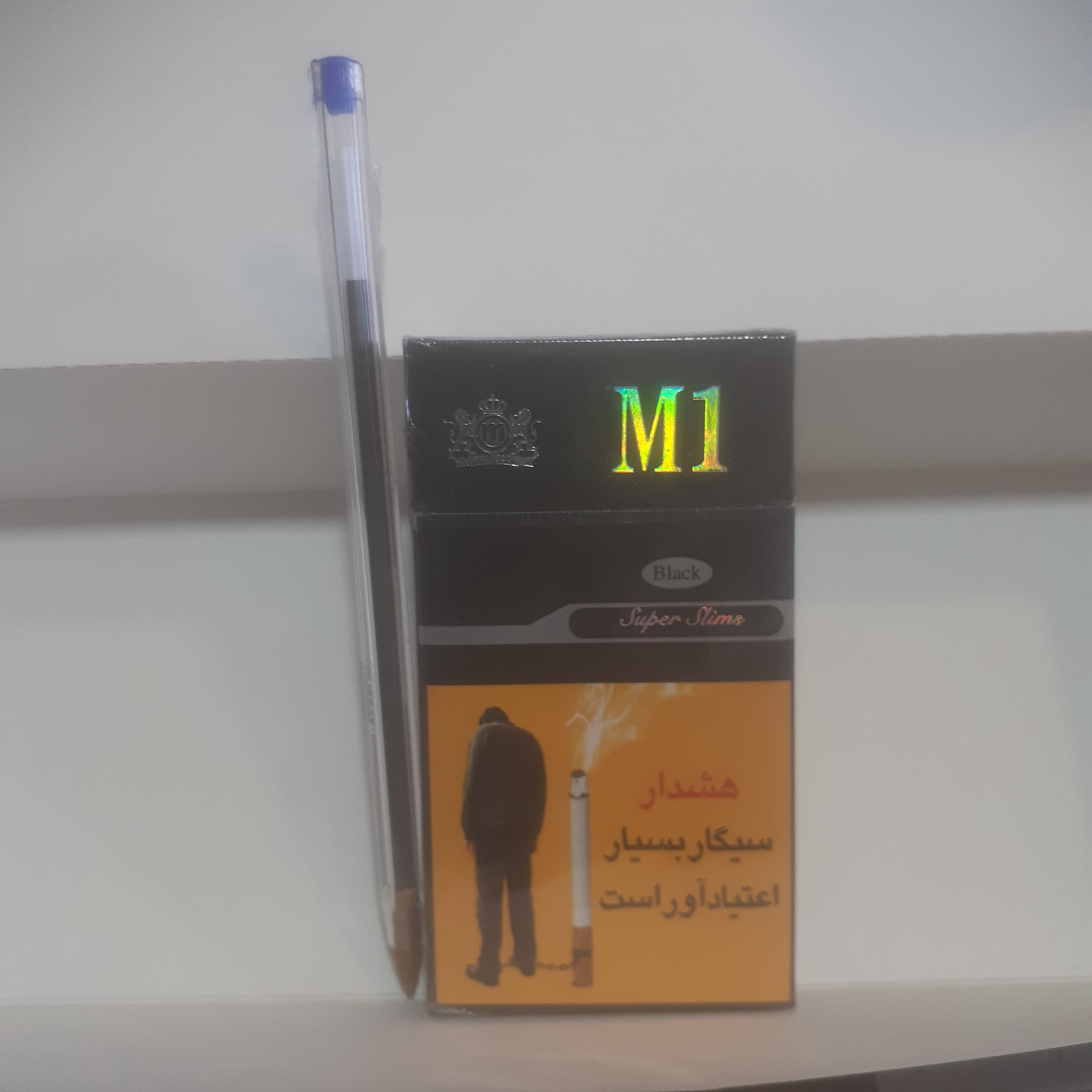 پاکت سیگار m1  کلکسیونی توضیح دارد