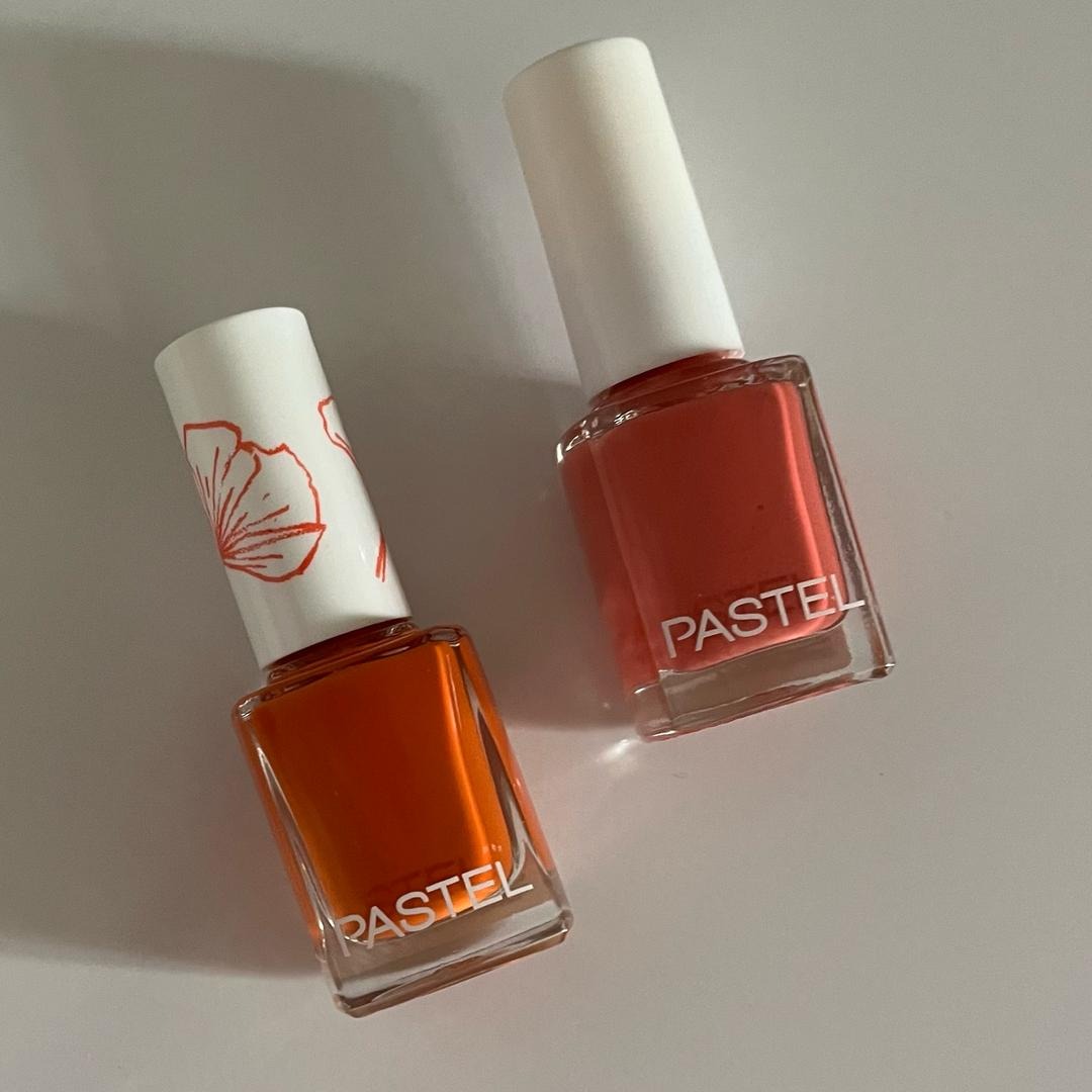 دو عدد لاک ناخن Pastel