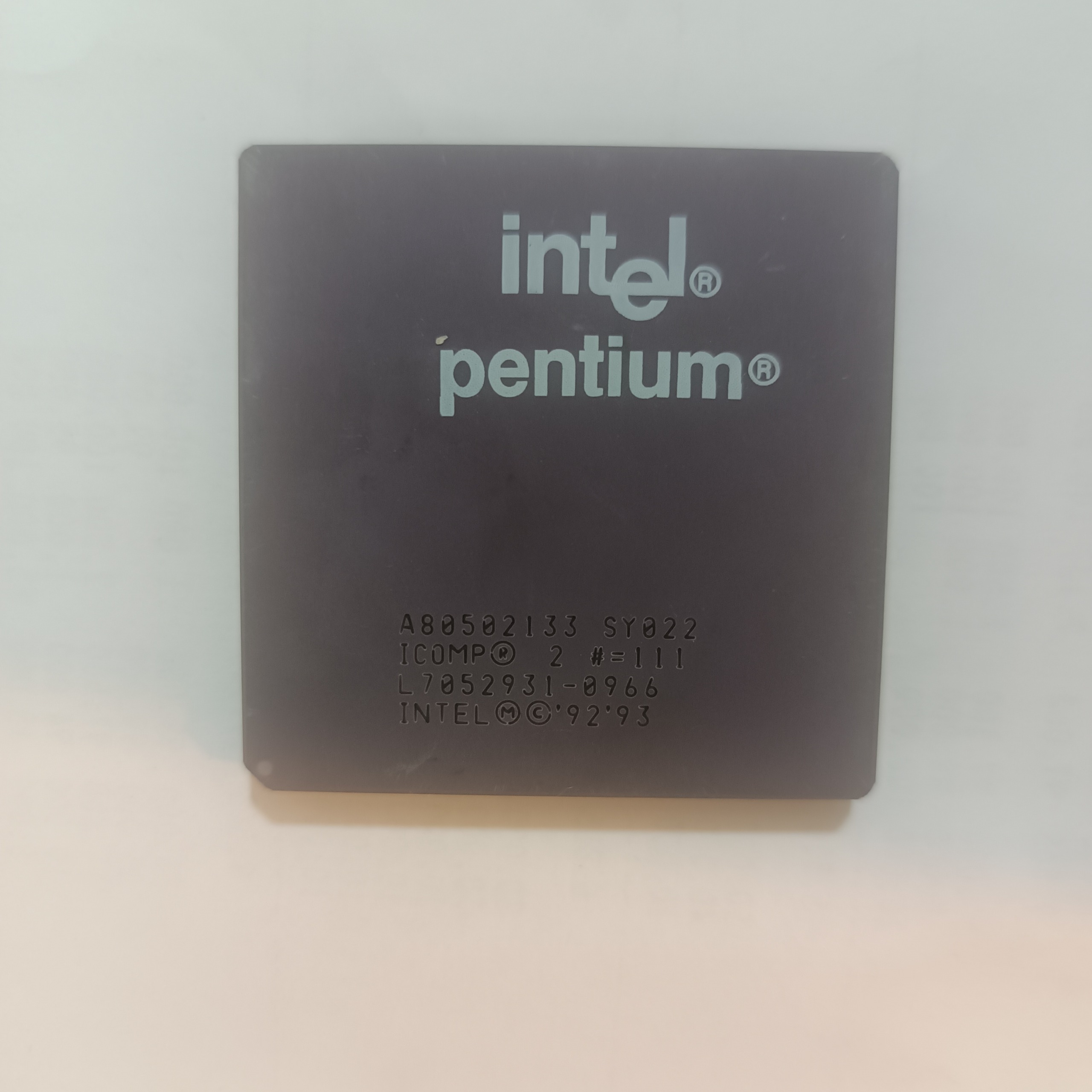 پردازنده CPU قدیمی Intel Pentium 133