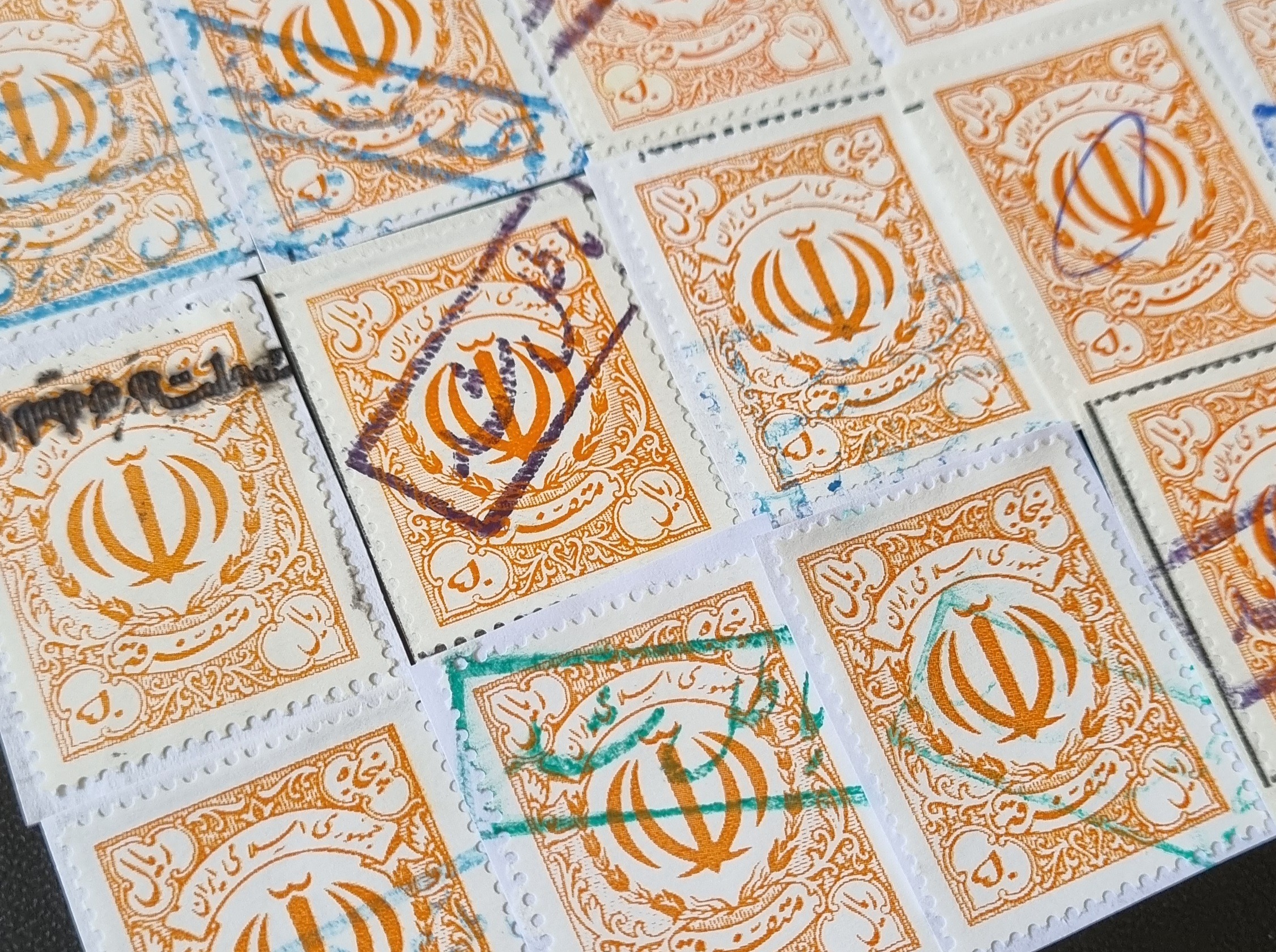 28 تمبر مالیه کمیاب با کیفیت
