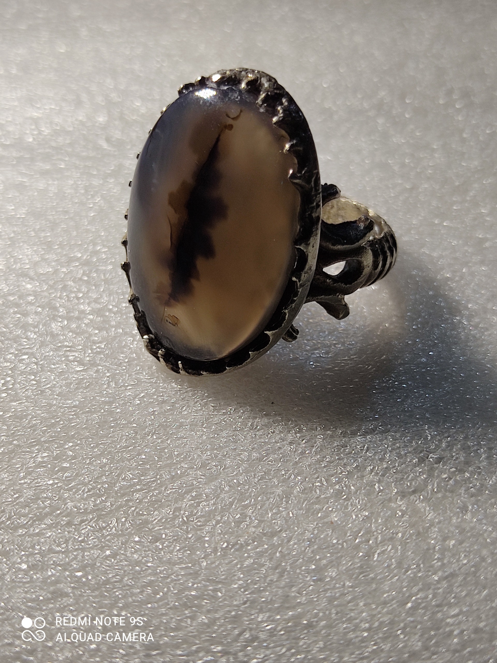 انگشتر درشت صفوی شجرسیاه واضح زمینه شفاف دودی