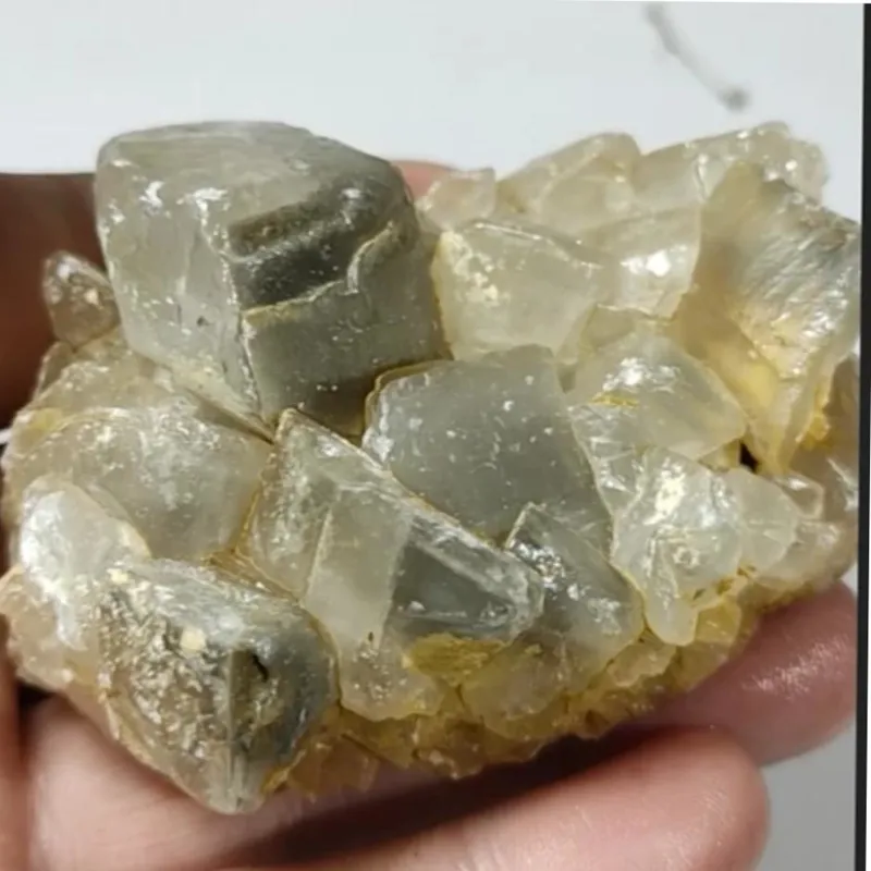 سنگ دکوری سلستین کربنی و سفید